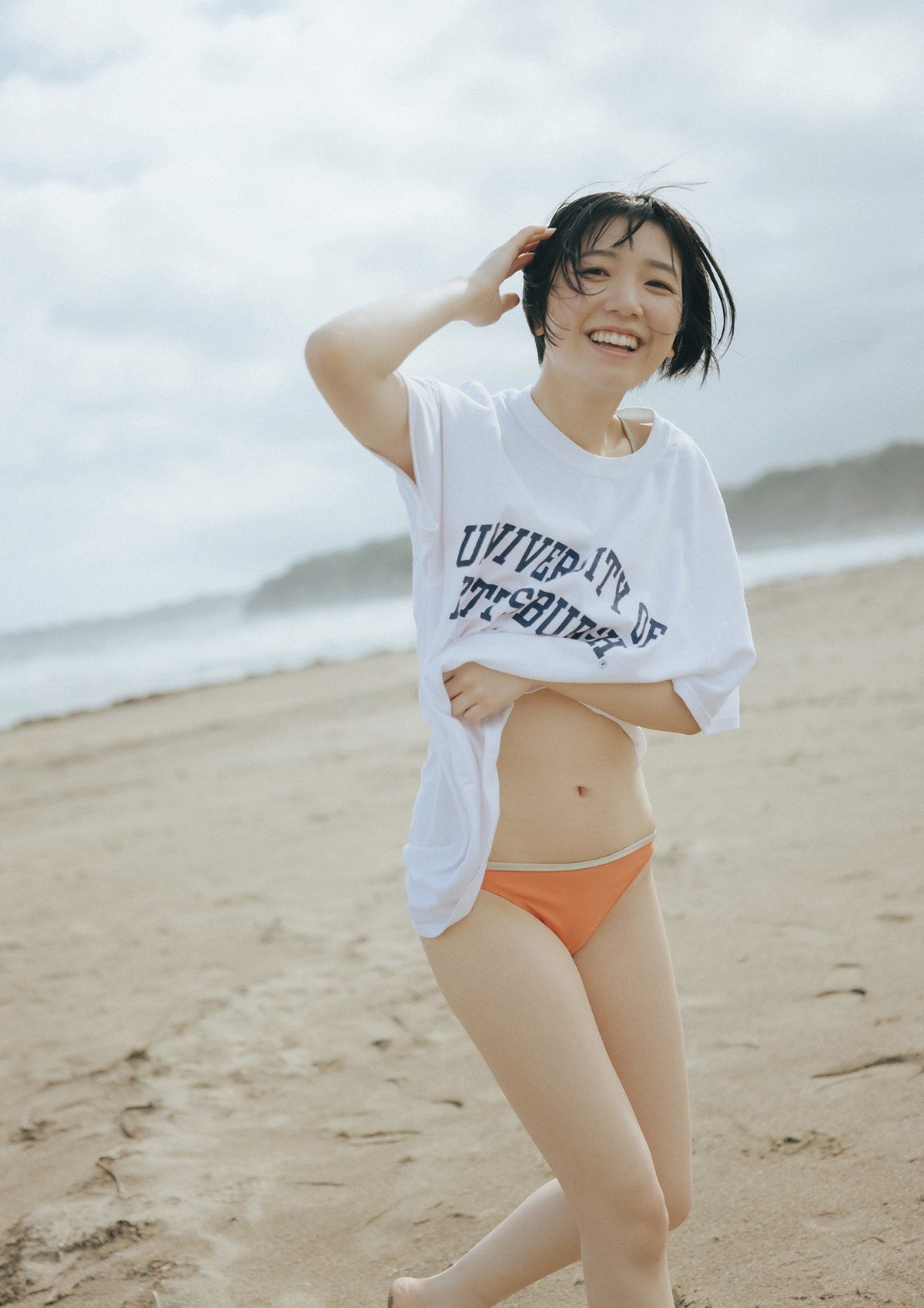 STRiKE DIGITAL PHOTOBOOK 2022 08 26 014 Miku Funai 船井美玖 Towards That Dream 0044 9023932438.jpg