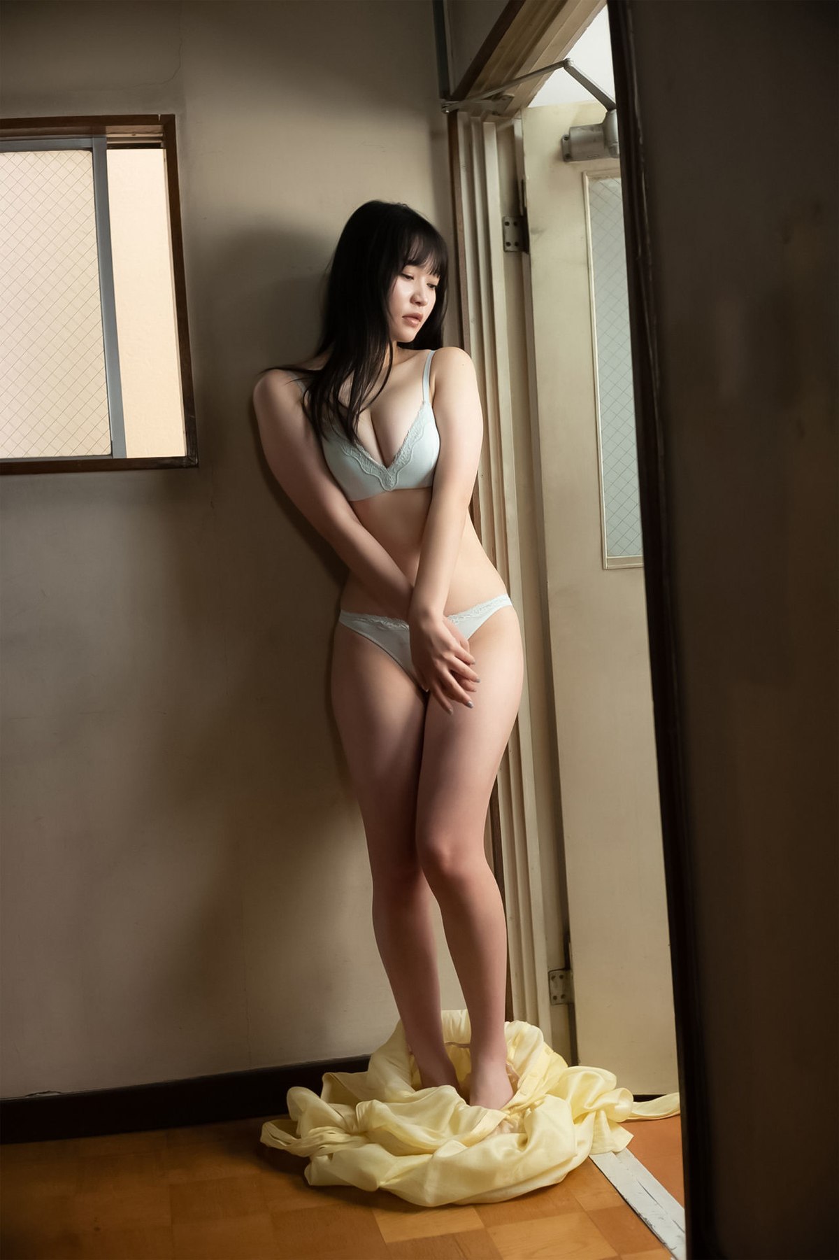 Weekly Gendai Photobook 2023 07 09 Suzuka Sayama 佐山すずか Body Wet In The Shower 0058 3450336303.jpg