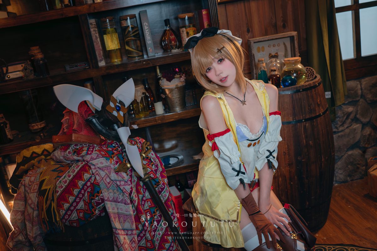 Coser@黏黏团子兔 『莱莎的秘密工坊』&和我交往吗 0012 2486727560.jpg