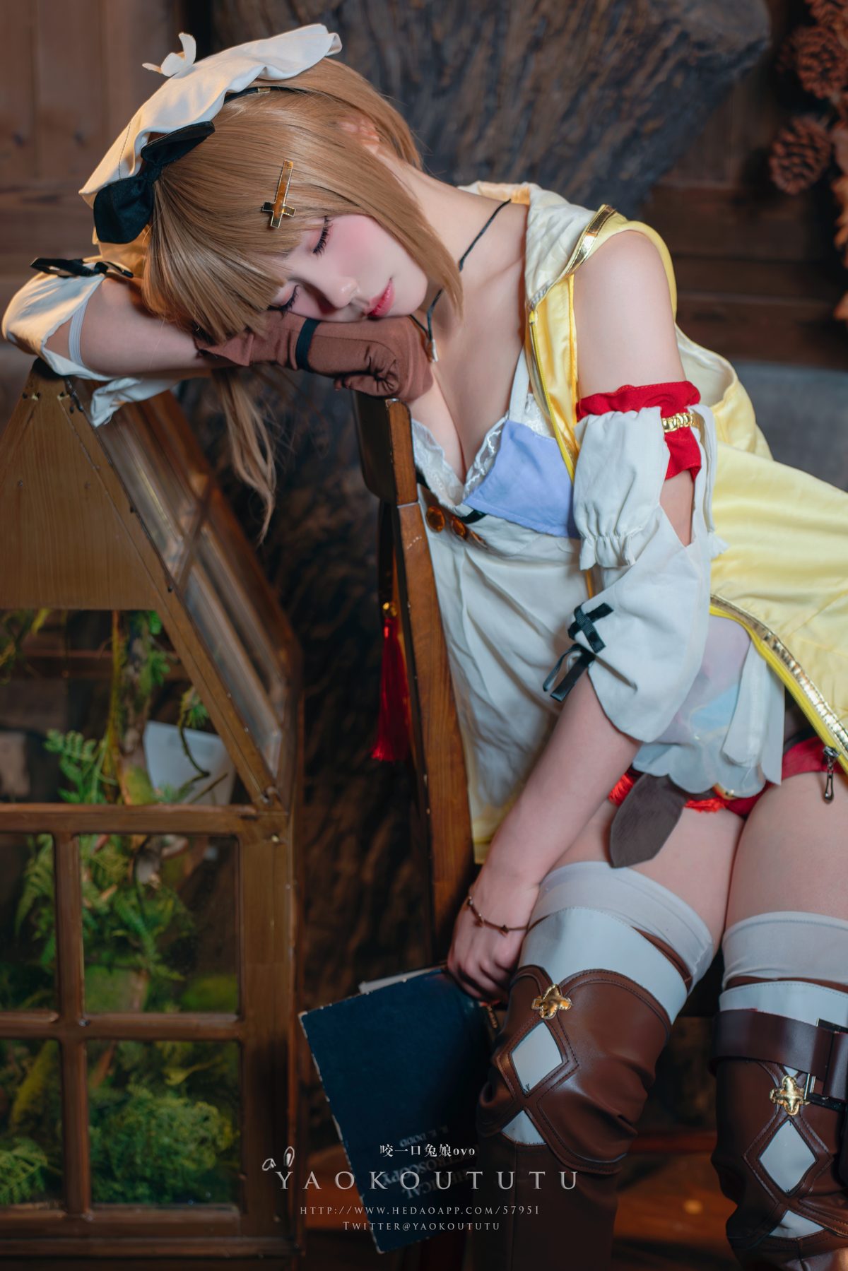 Coser@黏黏团子兔 『莱莎的秘密工坊』&和我交往吗 0019 7638380732.jpg