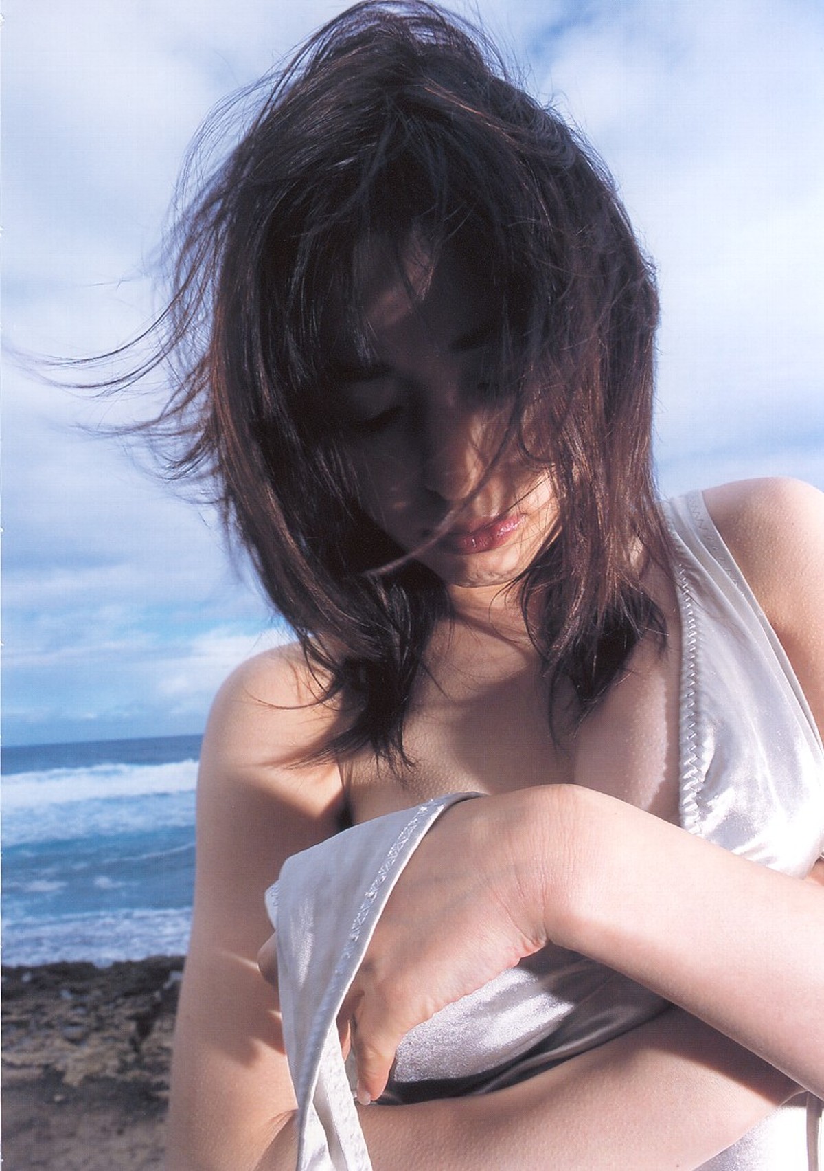 Photobook 2004 07 01 Haruka Nanami 名波はるか Natural Hard 0079 6711618308.jpg