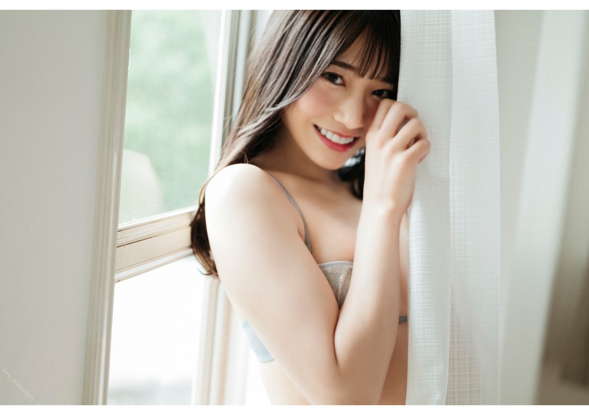 Photobook 2022 07 11 Saika Kawakita 河北彩花 Taken A 0044 8053083526.jpg