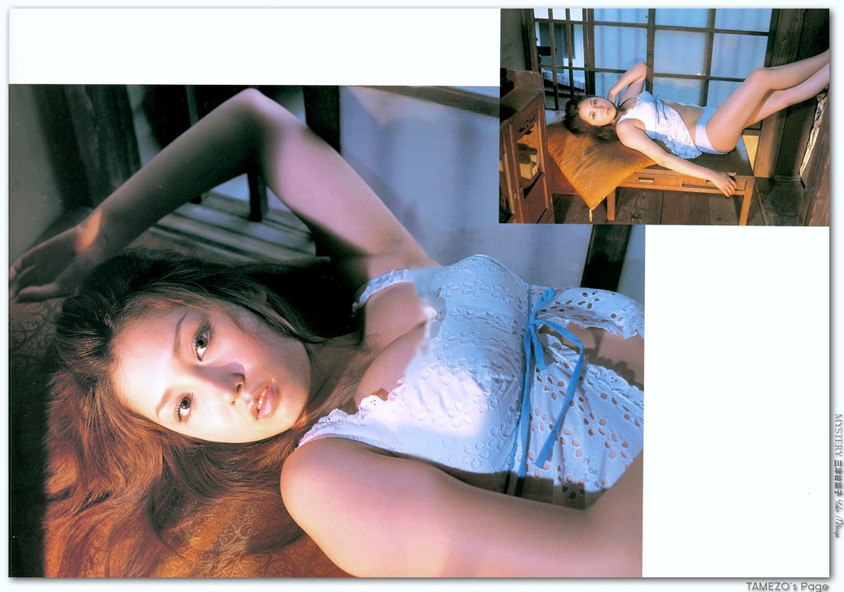 Photobook Mitsuya Yoko 三津谷葉子 MYSTERY Tamezo 0015 1823071734.jpg