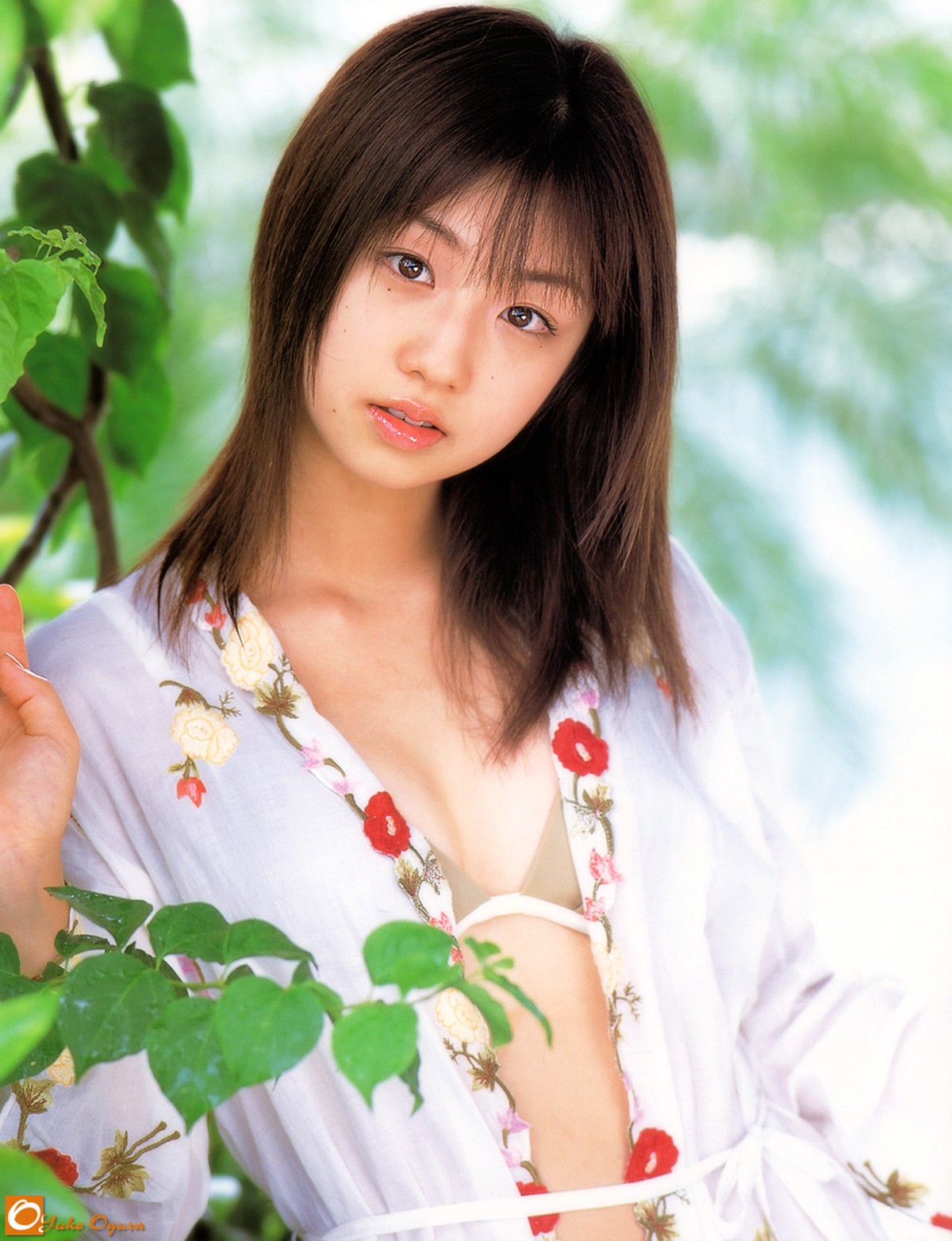 Photobook Yuko Ogura 小倉優子 Missing And Kind 0073 1860471912.jpg