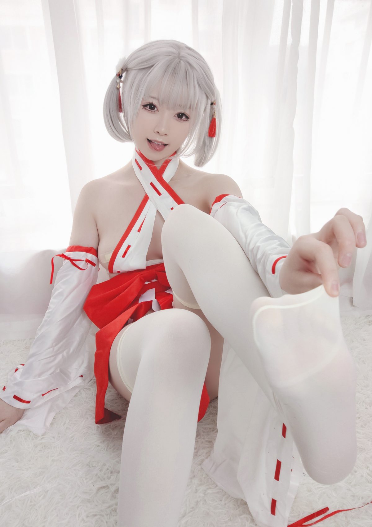 Coser@Asagiriai 愛ちゃん 巫女服自拍 0004 6115730343.jpg