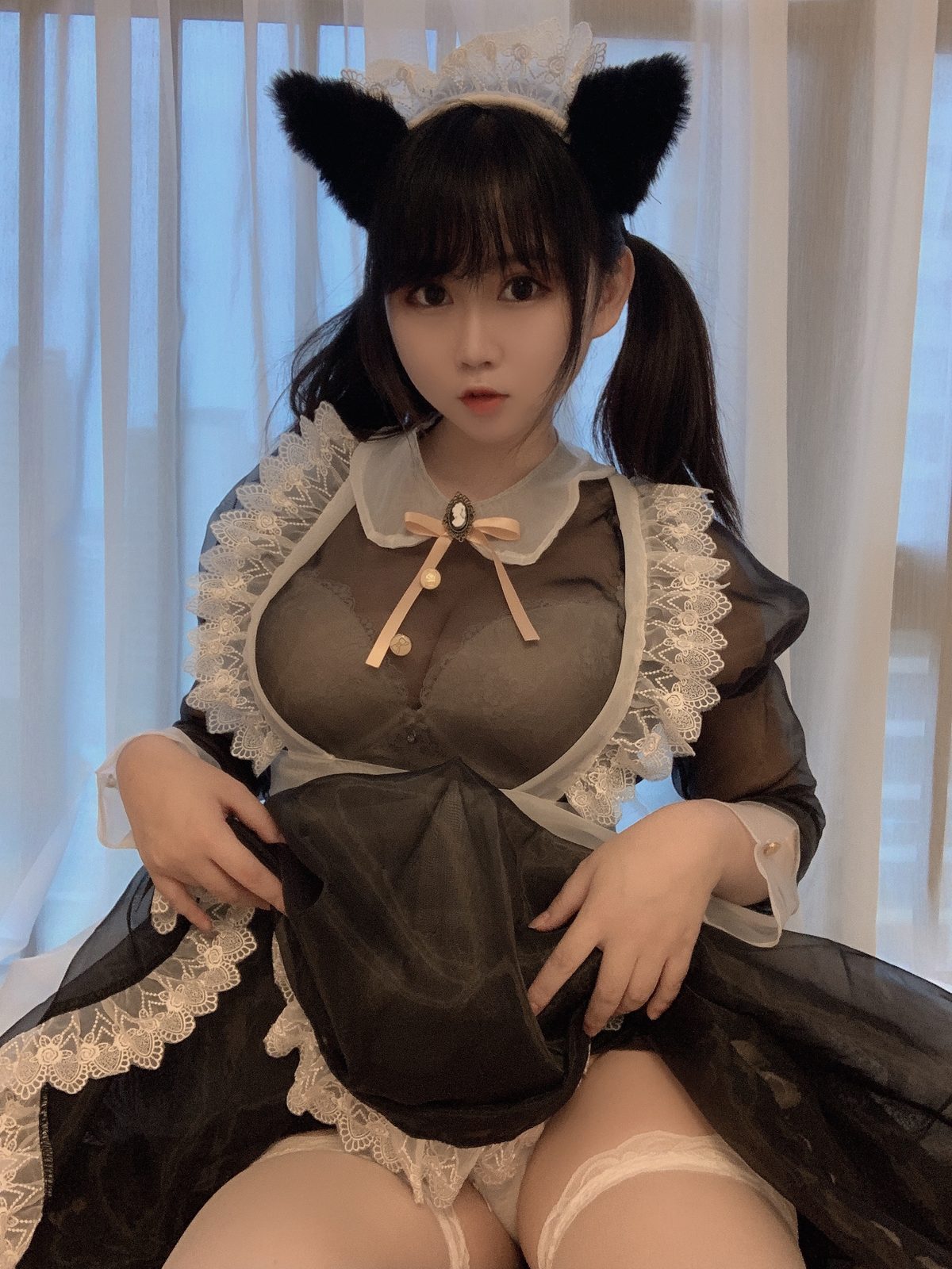 Coser@蜜桃少女是依酱呀 黑丝女仆 0015 2852064989.jpg