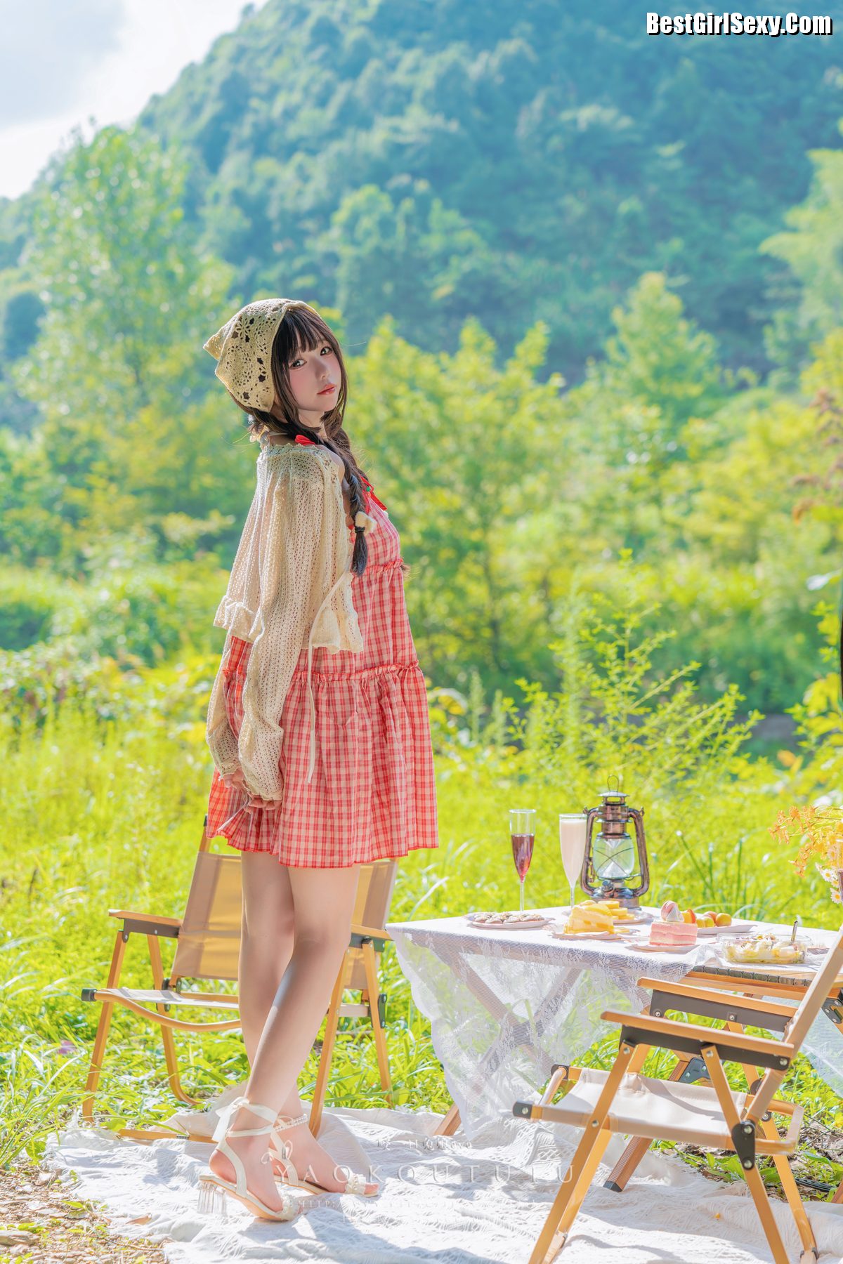 Coser@黏黏团子兔 绿野茶会 Lovesick Girls 0001 8786263912.jpg