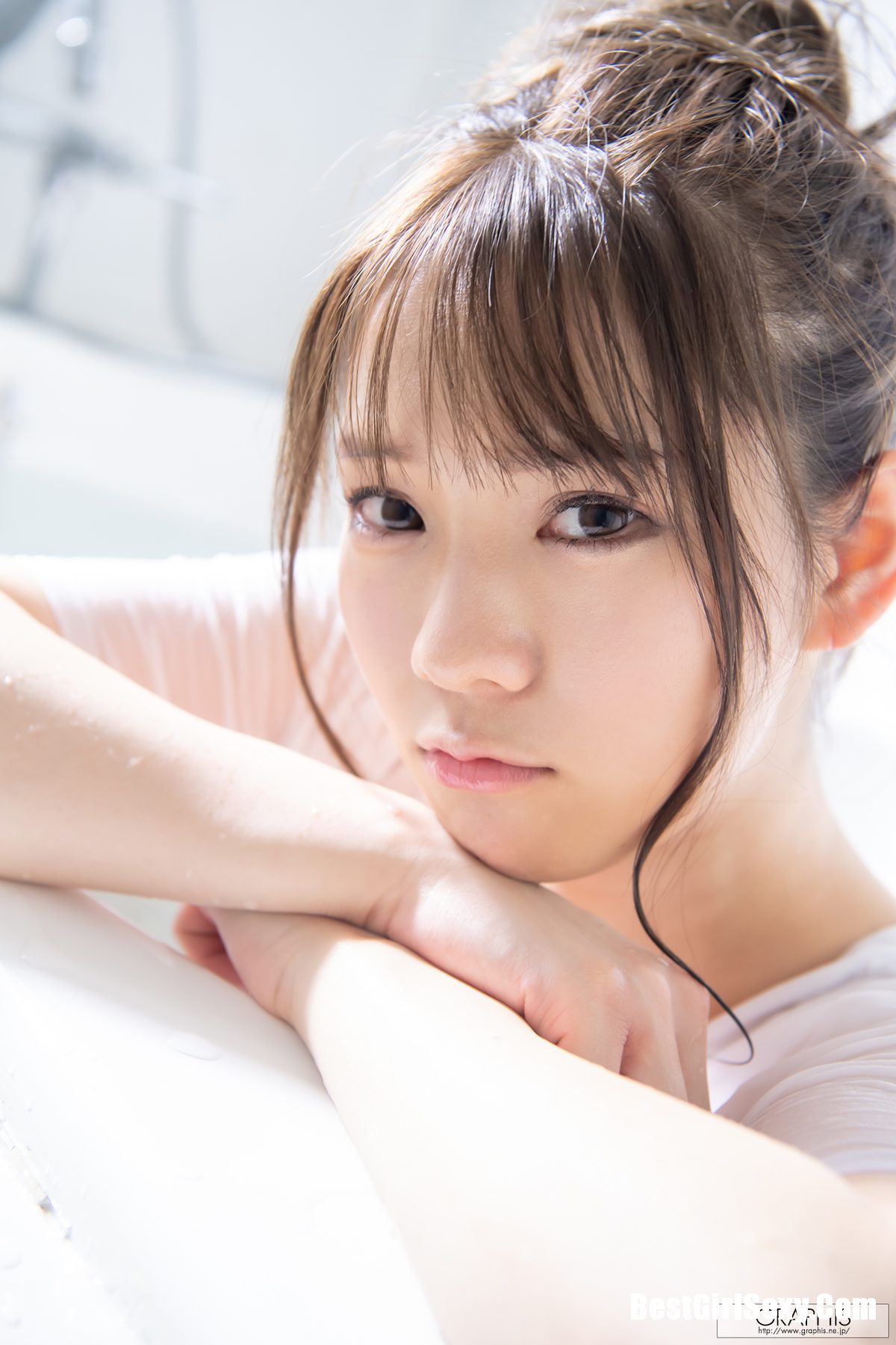 Graphis First Gravure 初脱ぎ娘 No 173 Uta Hayano はやのうた 07 0006 2331634086.jpg