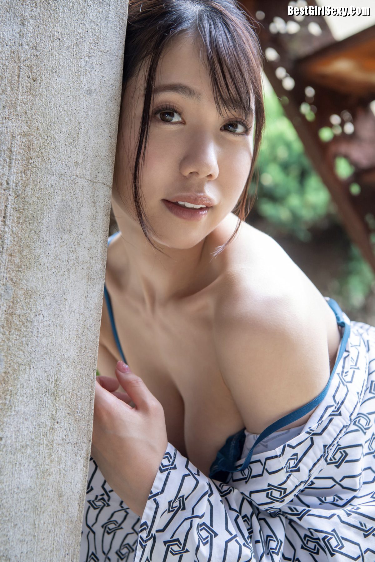 Mayu Minami 南まゆ WITH YOU 0050 2755730999.jpg