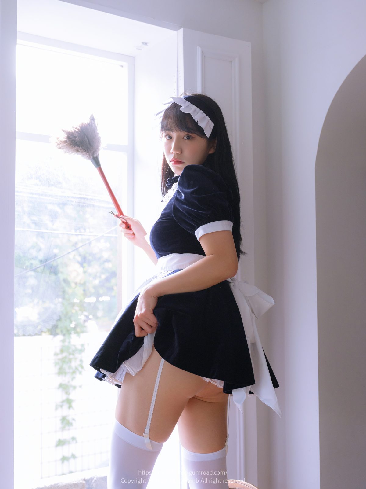 MilkyBomb YUI Vol 003 Maid A 0010 4030330139.jpg