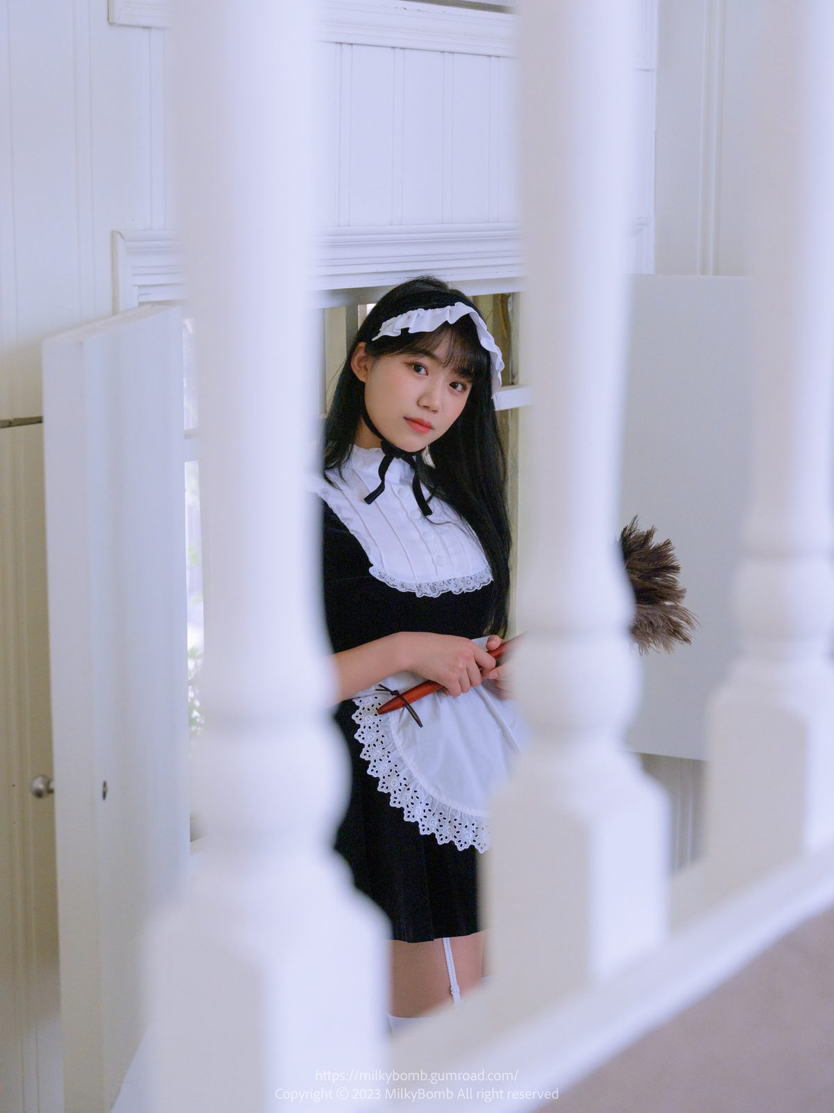 MilkyBomb YUI Vol 003 Maid A 0015 0335432180.jpg