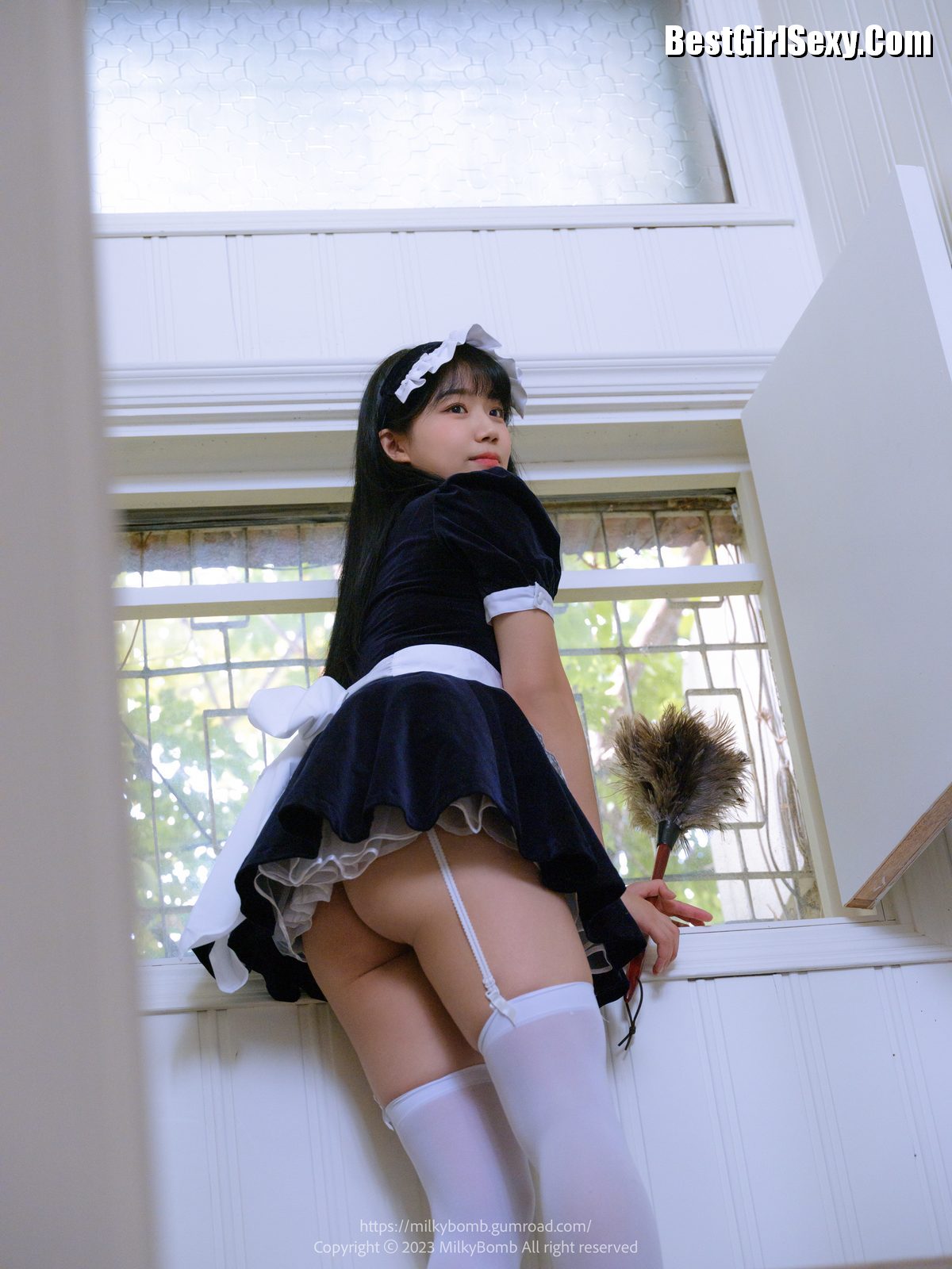 MilkyBomb YUI Vol 003 Maid A 0018 6587458452.jpg