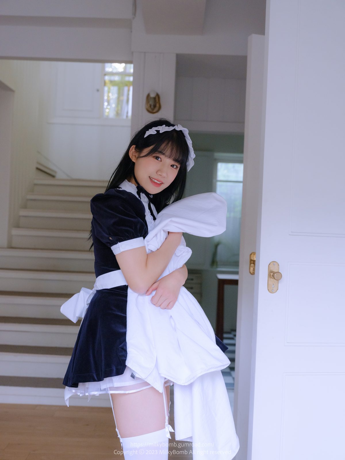 MilkyBomb YUI Vol 003 Maid A 0057 1623017893.jpg