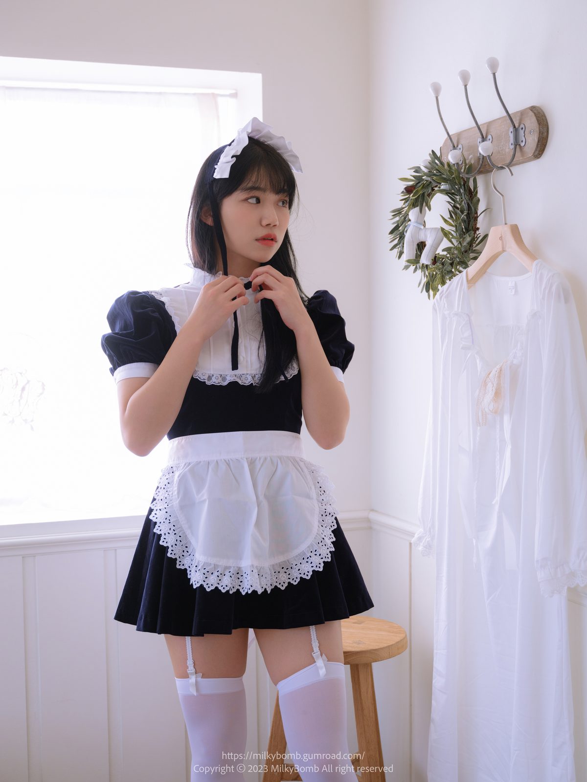 MilkyBomb YUI Vol 003 Maid C 0018 4087890942.jpg