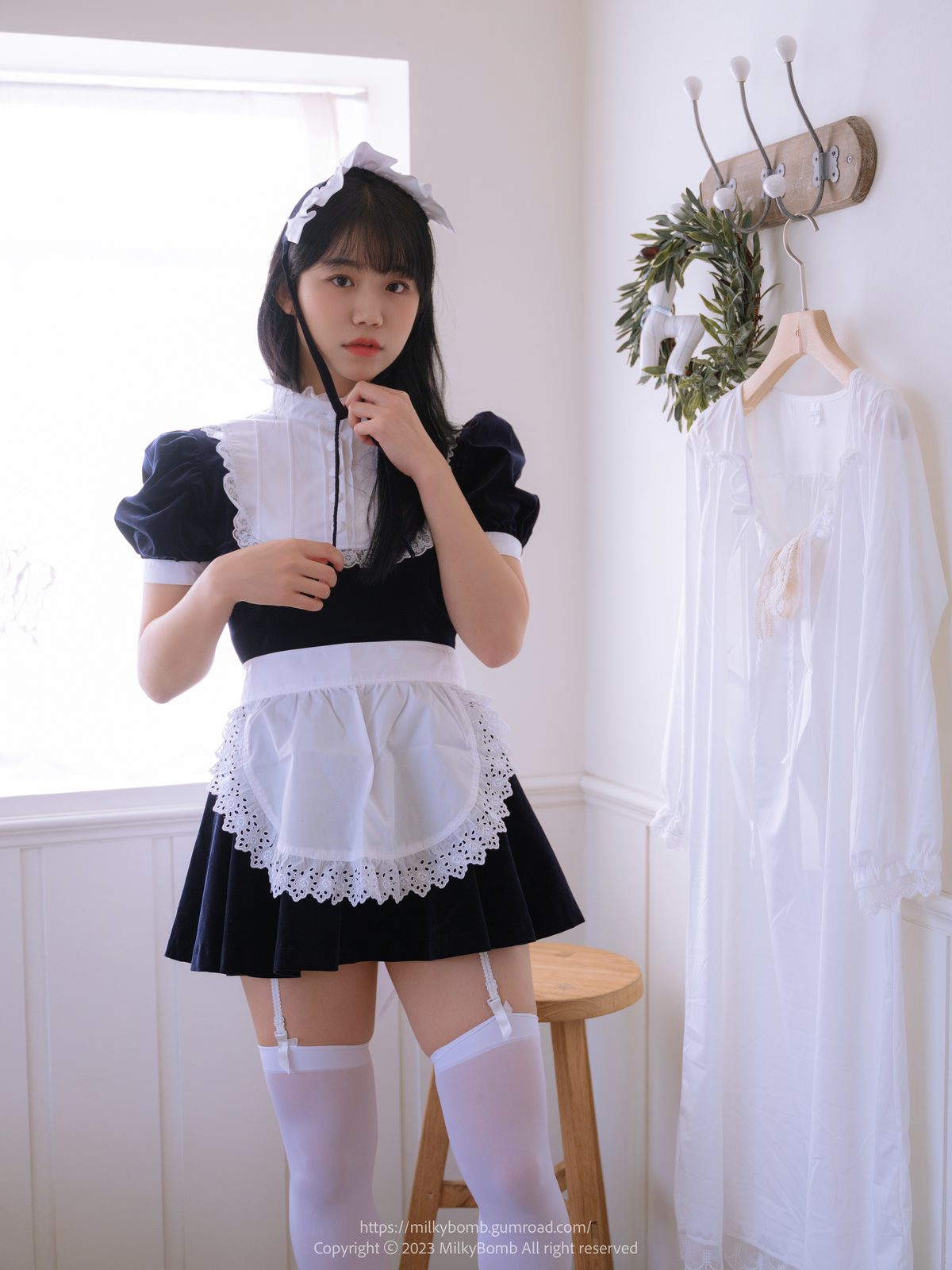 MilkyBomb YUI Vol 003 Maid C 0019 6505439401.jpg