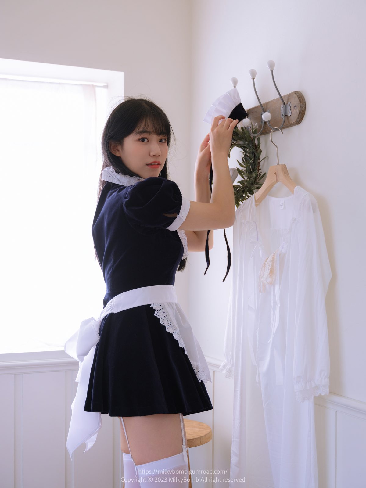 MilkyBomb YUI Vol 003 Maid C 0020 7461131850.jpg