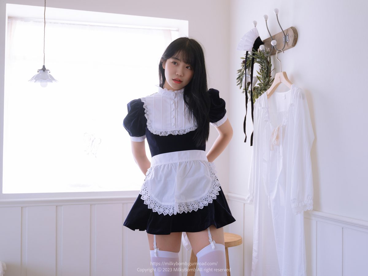 MilkyBomb YUI Vol 003 Maid C 0026 5737198454.jpg