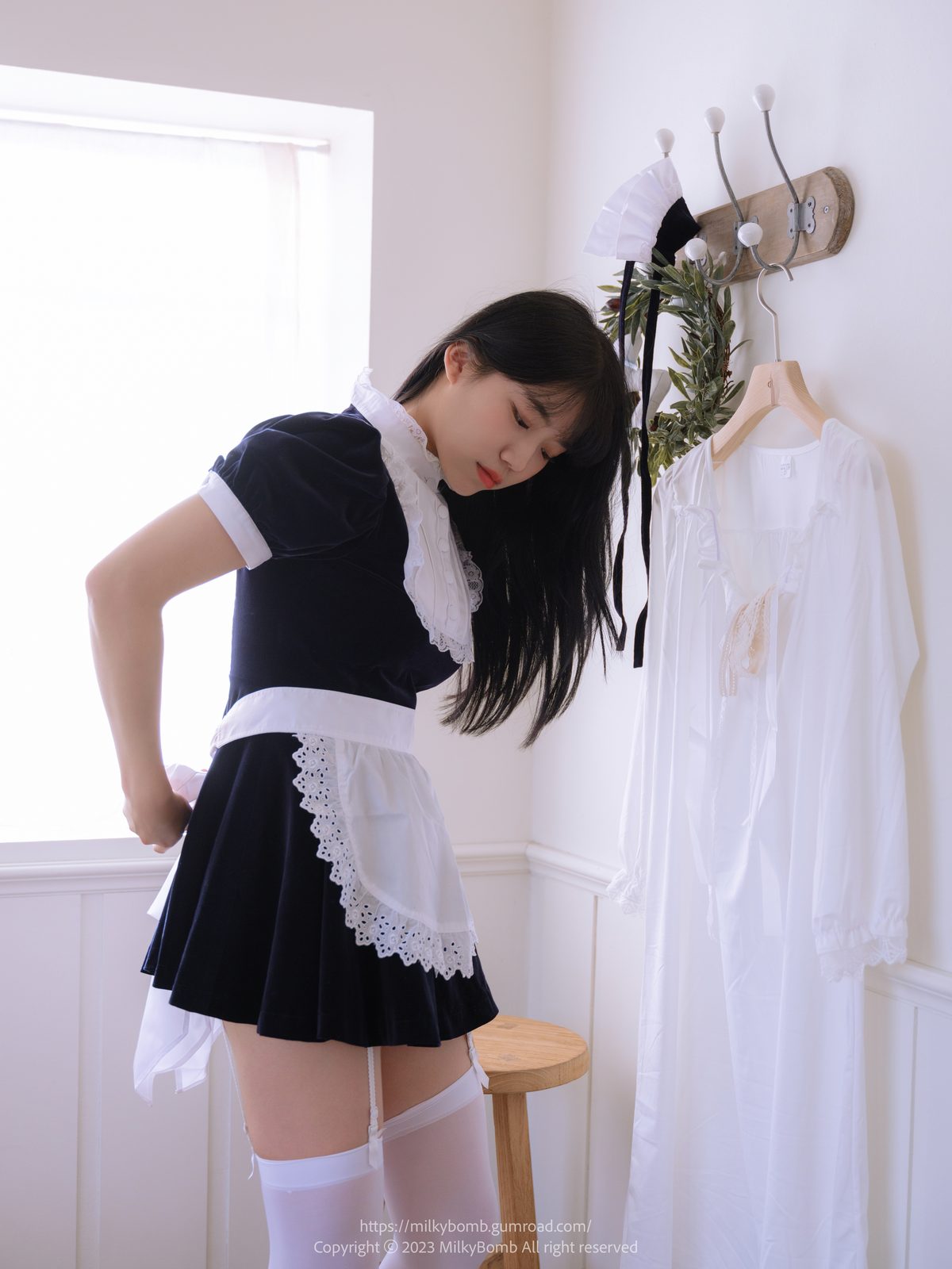 MilkyBomb YUI Vol 003 Maid C 0027 4792153104.jpg