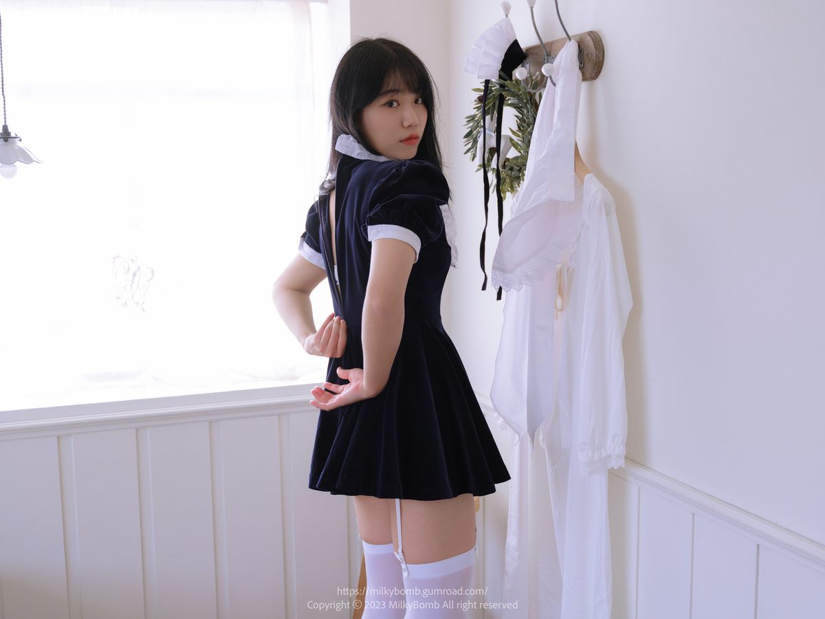 MilkyBomb YUI Vol 003 Maid C 0035 6527026707.jpg