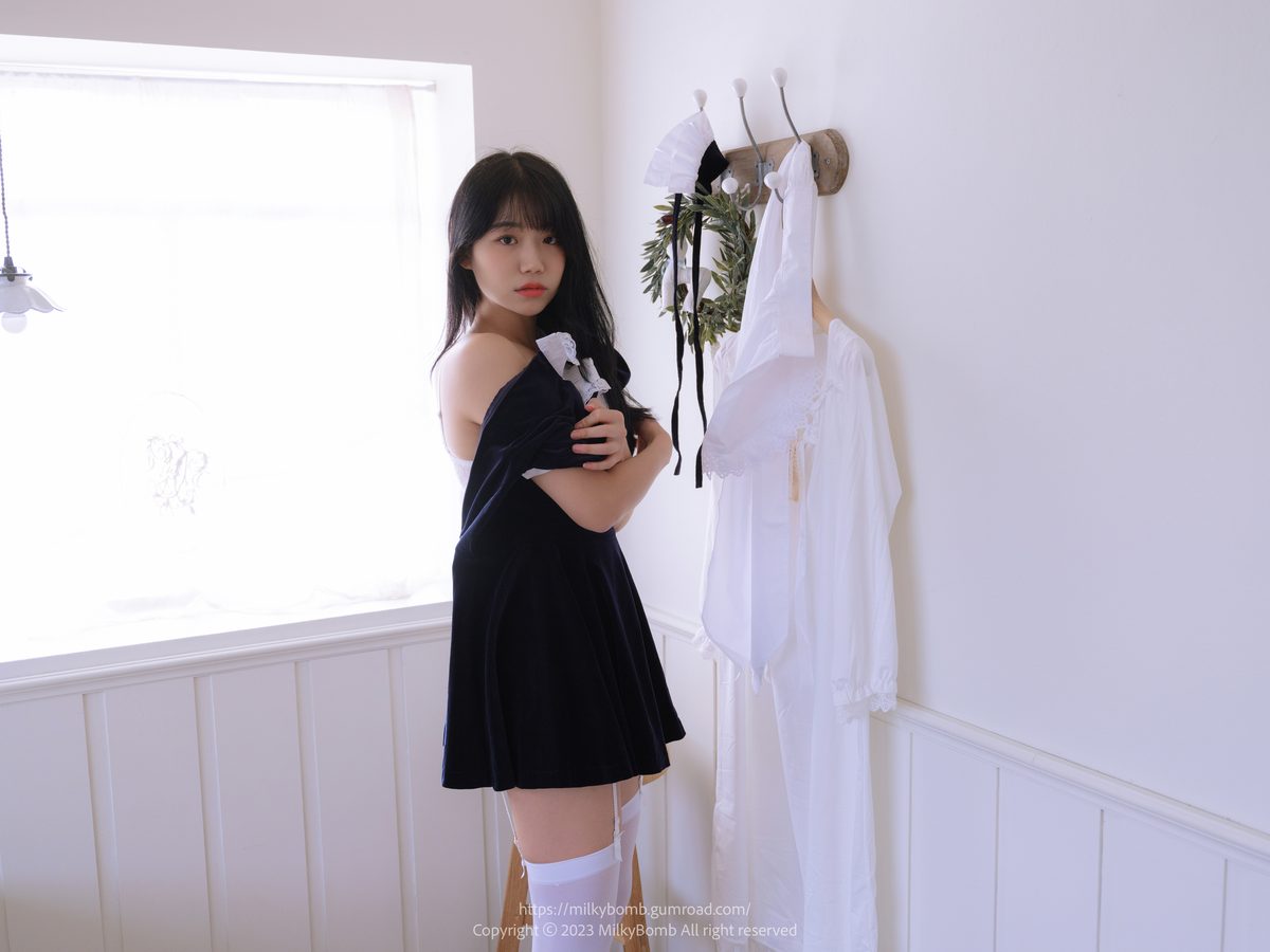 MilkyBomb YUI Vol 003 Maid C 0041 1950781855.jpg