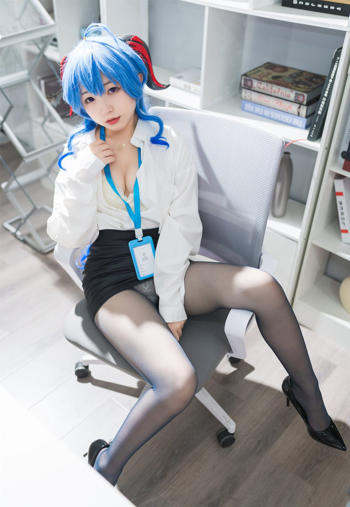 Coser@花铃 甘雨秘书OL 0001 5942170572.jpg