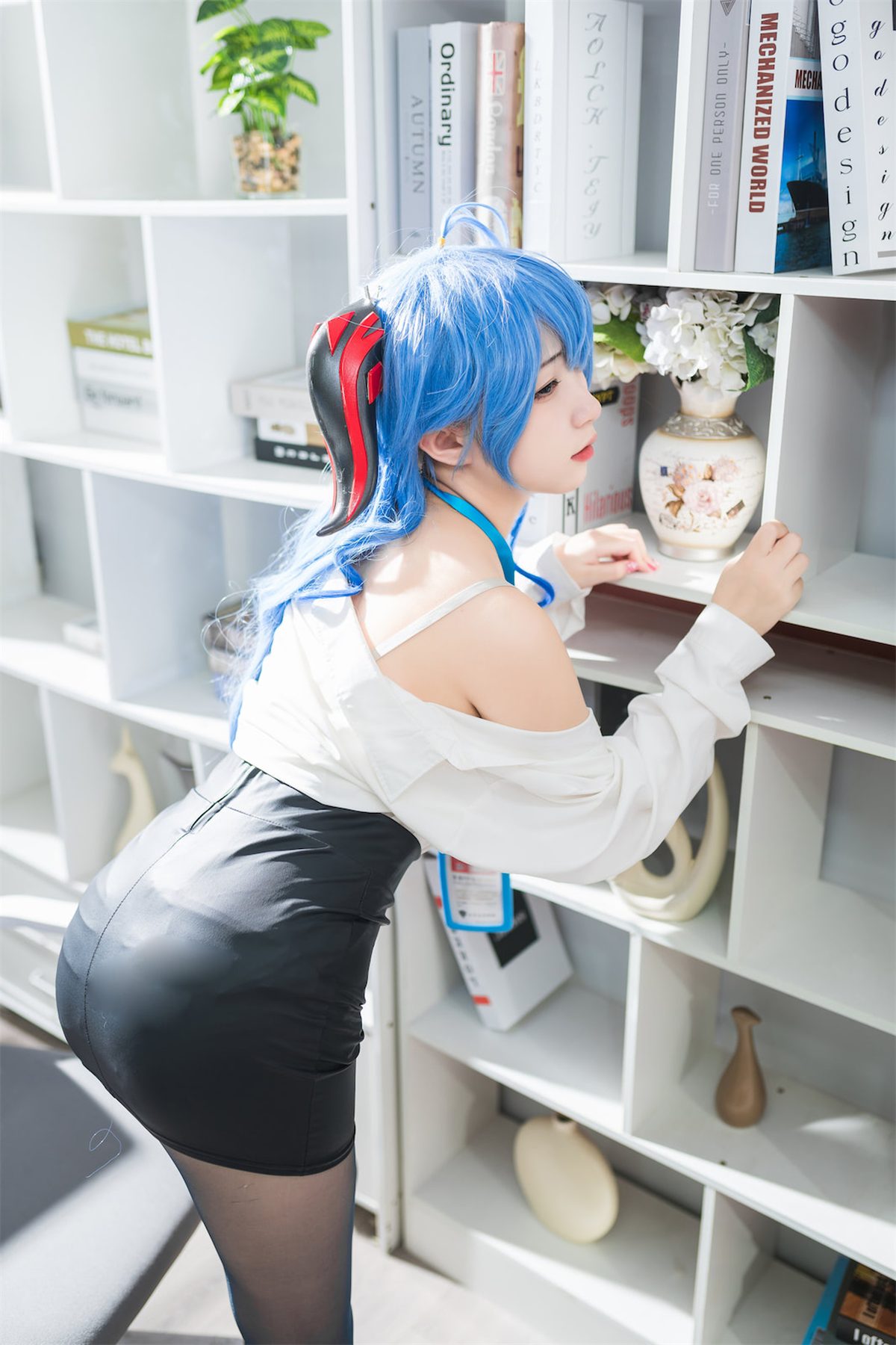 Coser@花铃 甘雨秘书OL 0002 2928181025.jpg