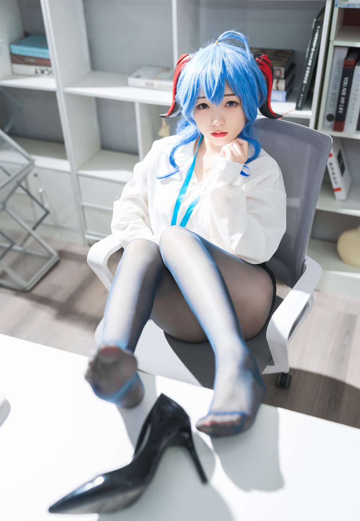 Coser@花铃 甘雨秘书OL 0007 2056071214.jpg