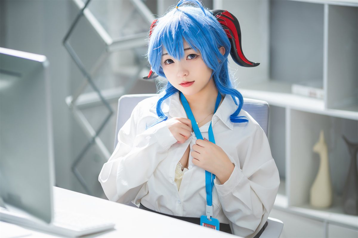 Coser@花铃 甘雨秘书OL 0015 8387431851.jpg