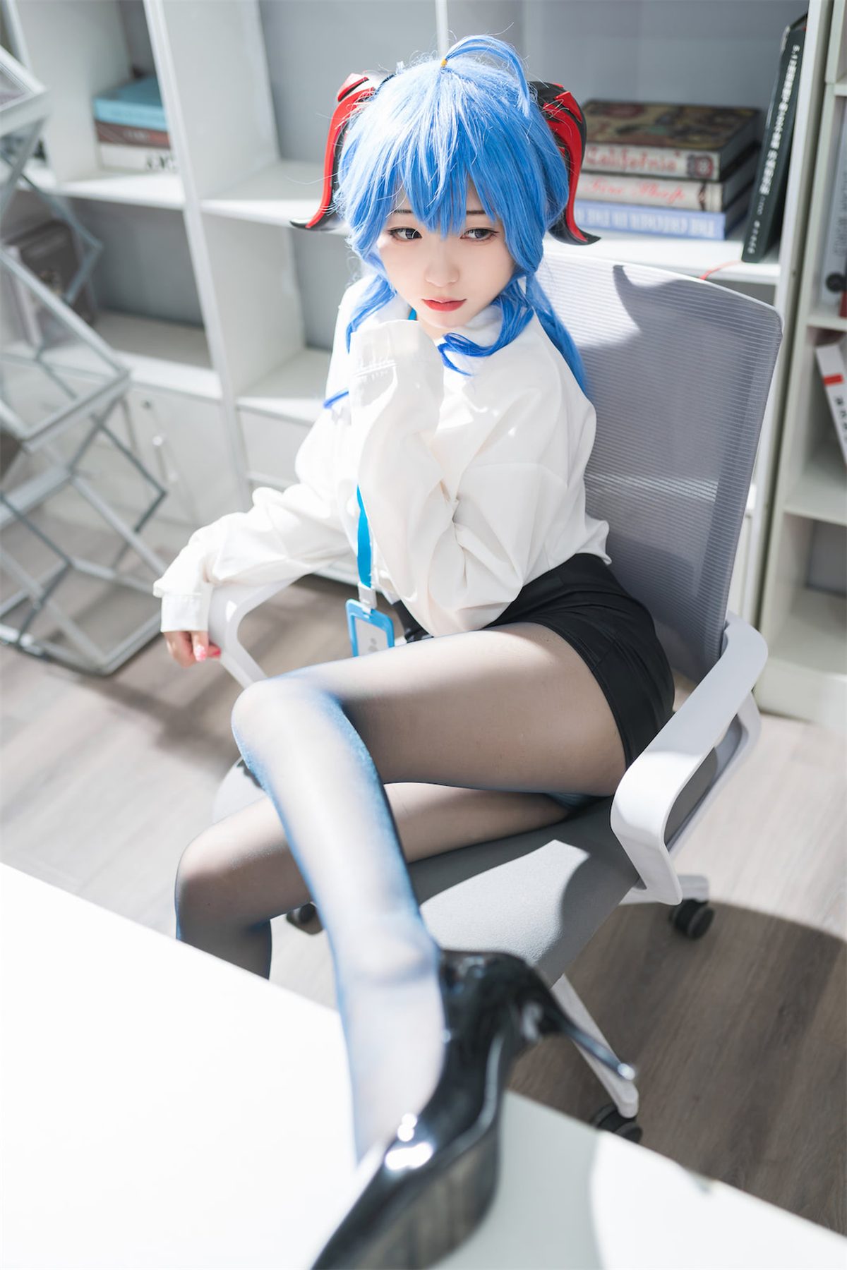 Coser@花铃 甘雨秘书OL 0029 0273710066.jpg