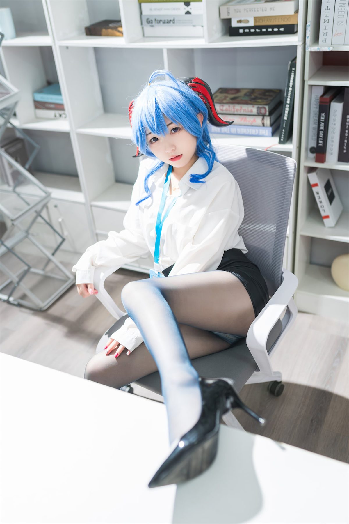 Coser@花铃 甘雨秘书OL 0030 5067777917.jpg