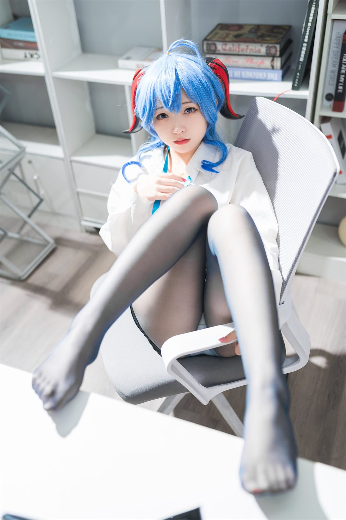 Coser@花铃 甘雨秘书OL 0049 9316296632.jpg