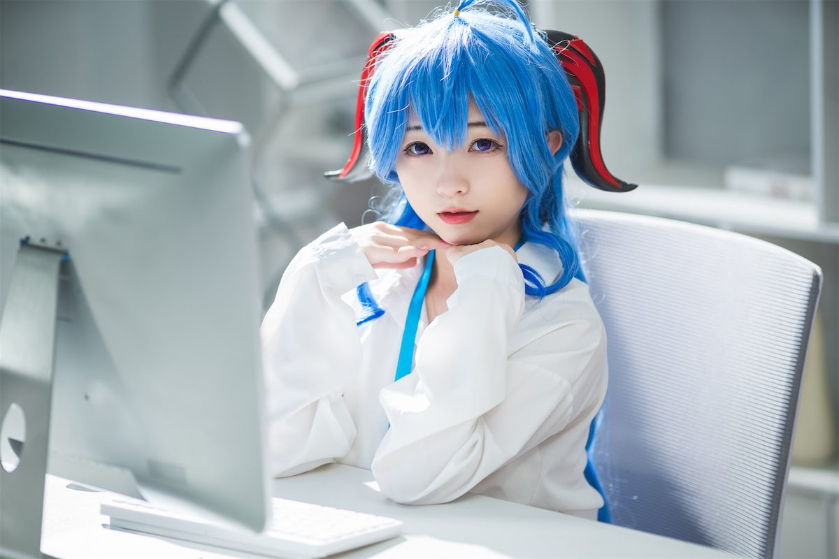 Coser@花铃 甘雨秘书OL 0087 8393831309.jpg