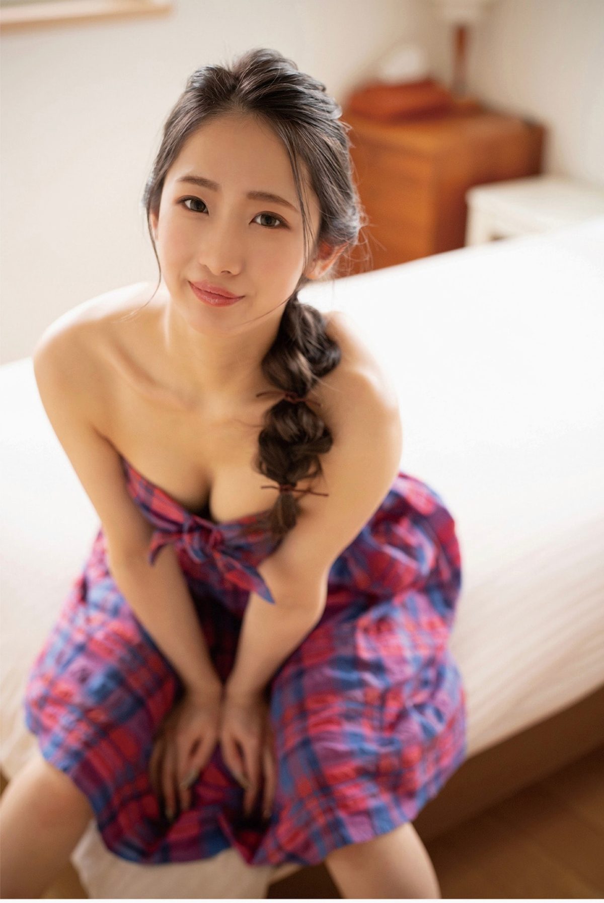 Gravure Photo Book Aya Izumi 泉あや Colorless And Transparent 0032 2851472473.jpg