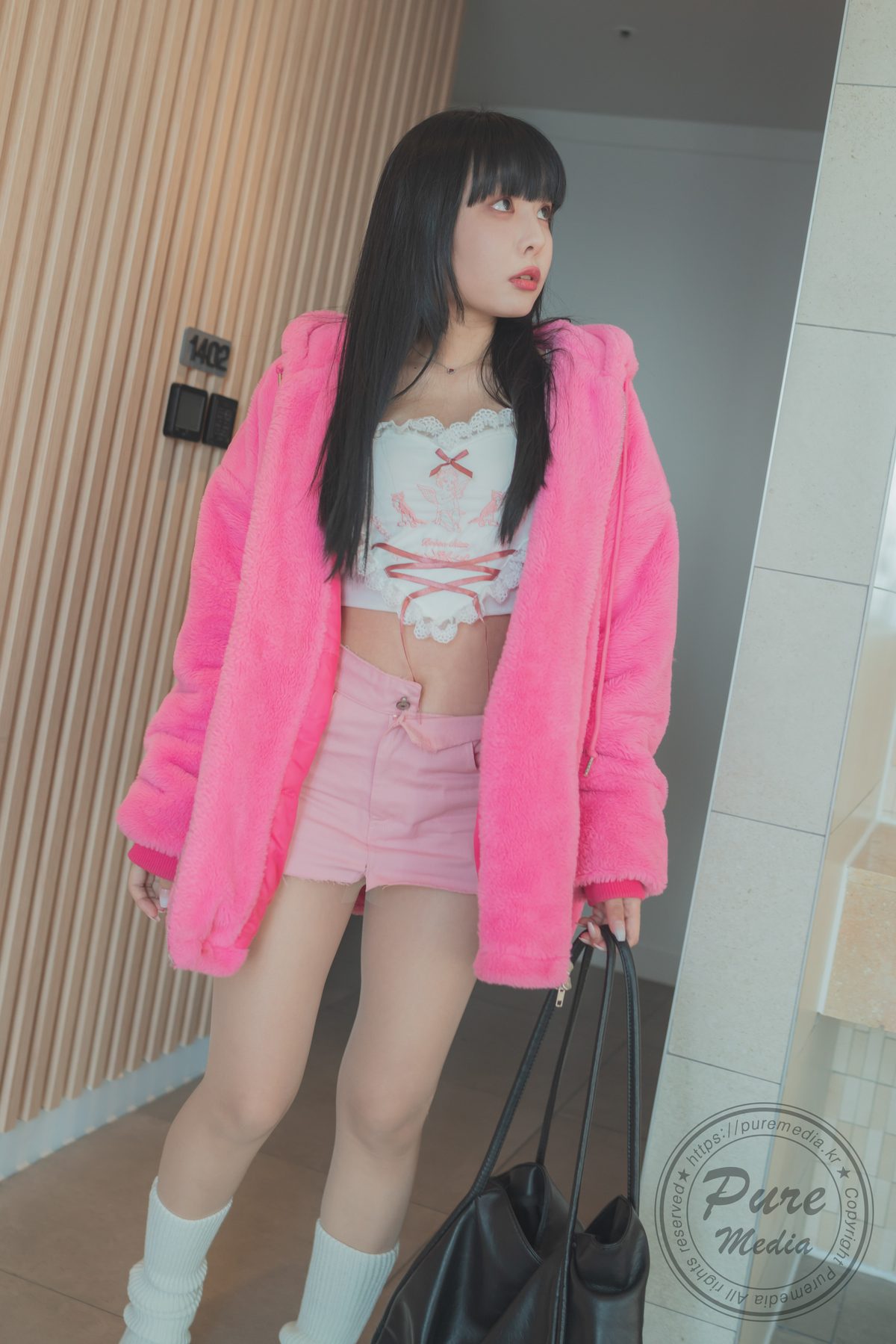 PureMedia Vol 267 Hina 히나 A 0001 5134749949.jpg