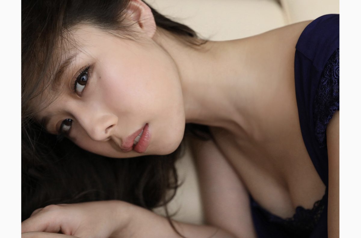 Airi Arimura 有村藍里 写真集i B 0034 0581220790.jpg