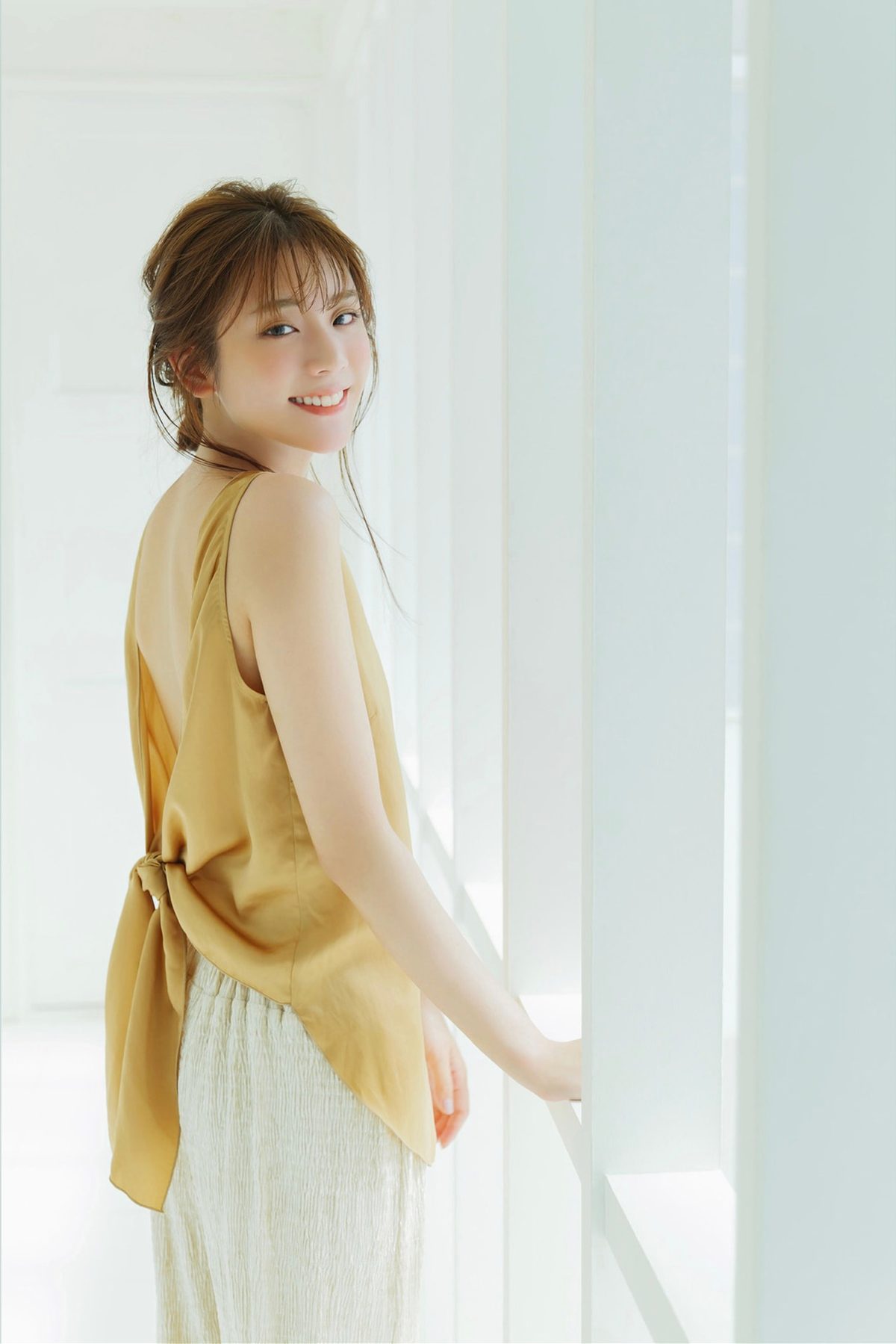 Asuka Kijima 貴島明日香 透明な素肌 0014 9224540743.jpg