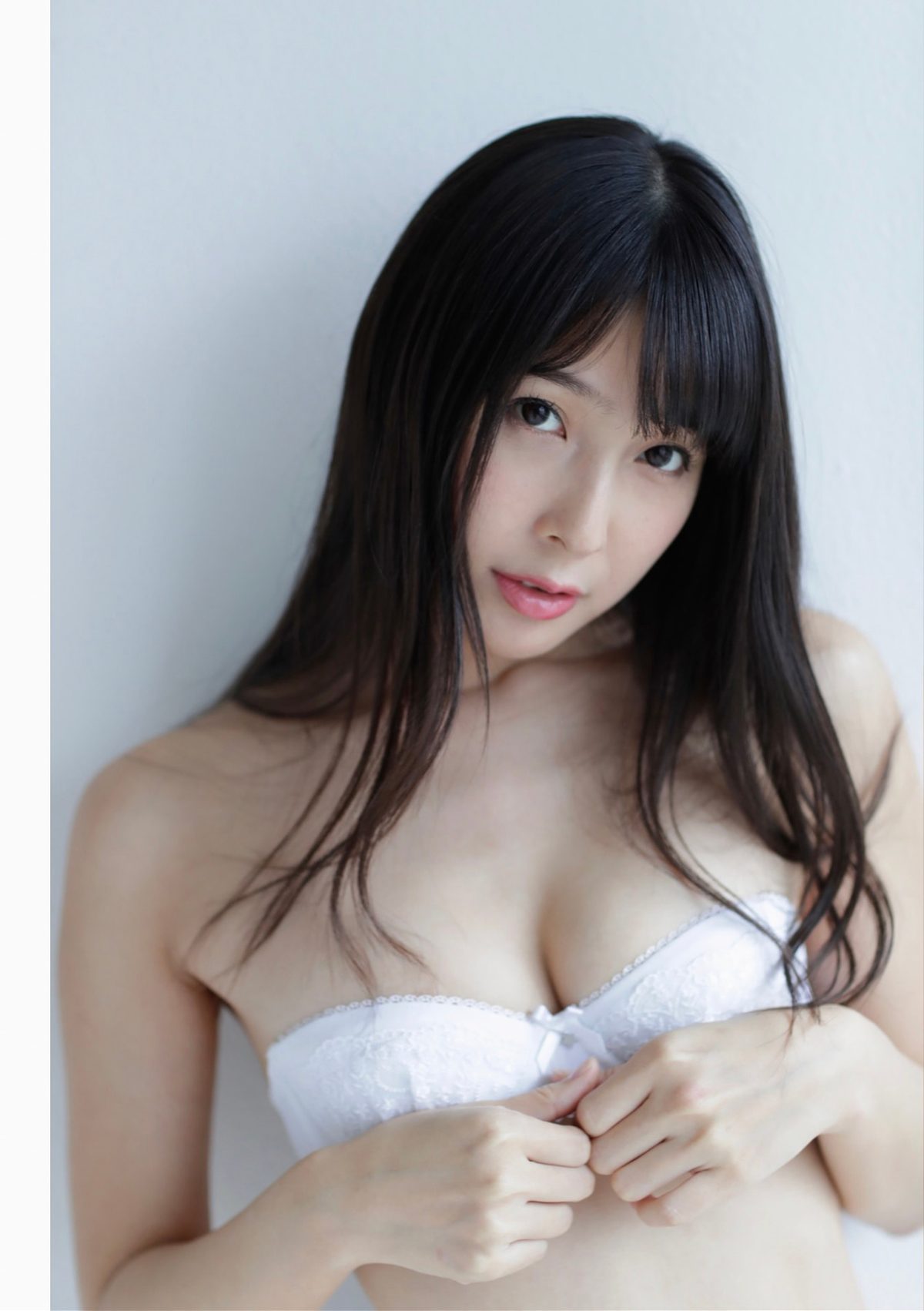 Aya Kawasaki 川崎あや ジムでエッチな筋トレを 0056 8687061784.jpg