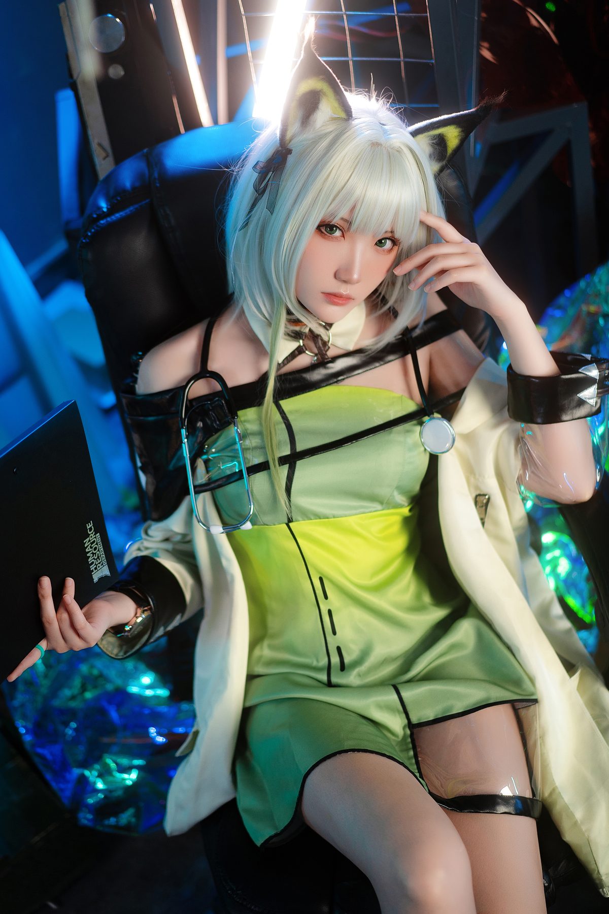 Coser@瓜希酱 明日方舟 凯尔希 Kaltsit 0017 1642473691.jpg