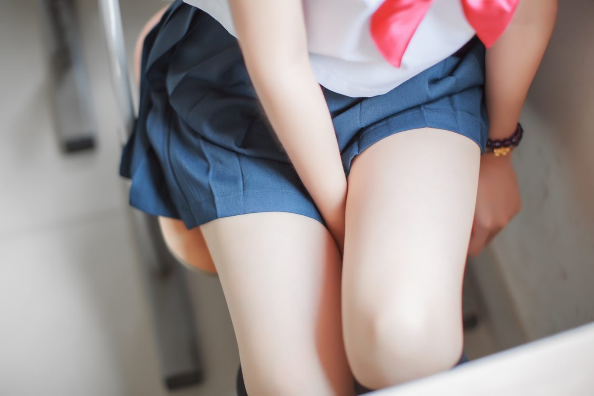 Coser@疯猫ss 同桌的水手服 0014 5048611656.jpg