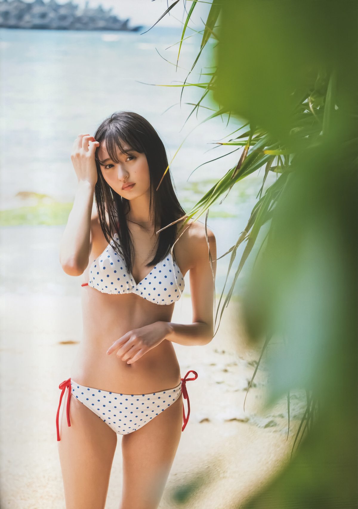 乃木坂46 Sakura Endo 遠藤さくら1st写真集 可憐 A 0068 5562247069.jpg