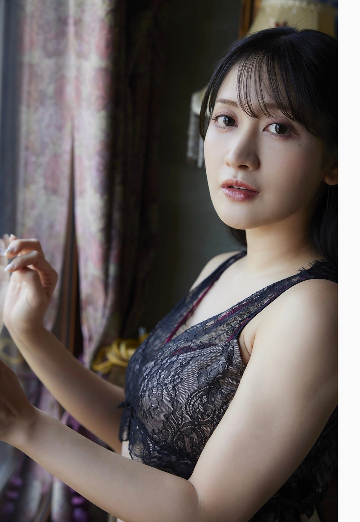 Hitomi Takamine 高嶺ひとみ HITOMI A 0063 8412168198.jpg