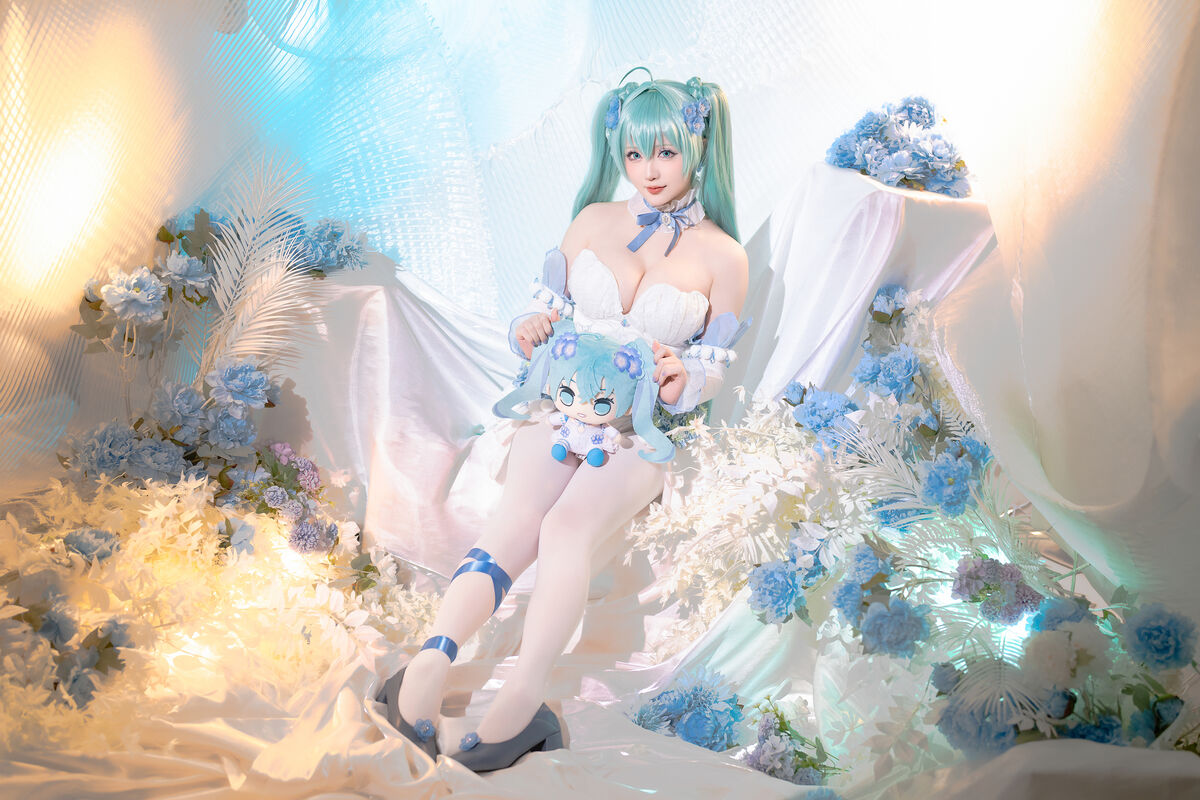 Coser@星之迟迟Hoshilily 2024年02月计划A 初音未来 粉蝶花精灵 0002 9399390920.jpg