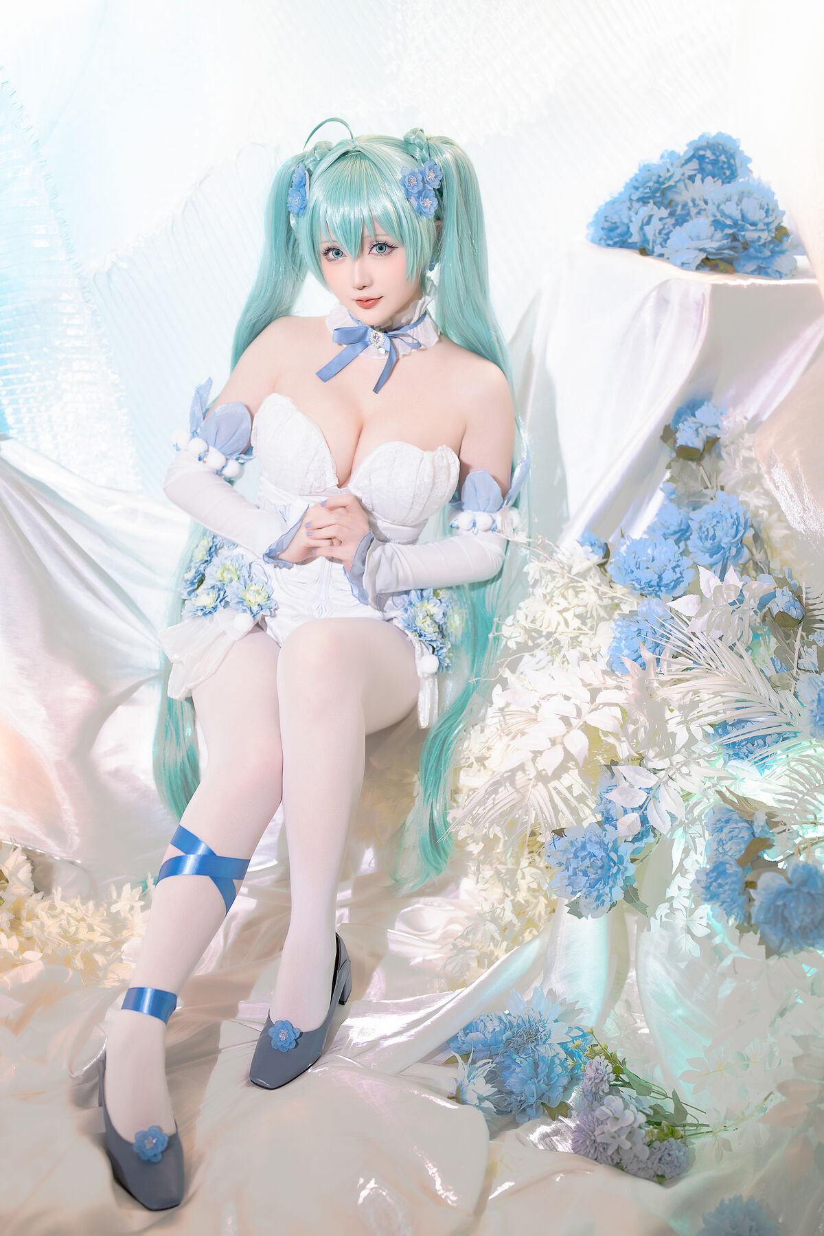 Coser@星之迟迟Hoshilily 2024年02月计划A 初音未来 粉蝶花精灵 0052 8807343584.jpg