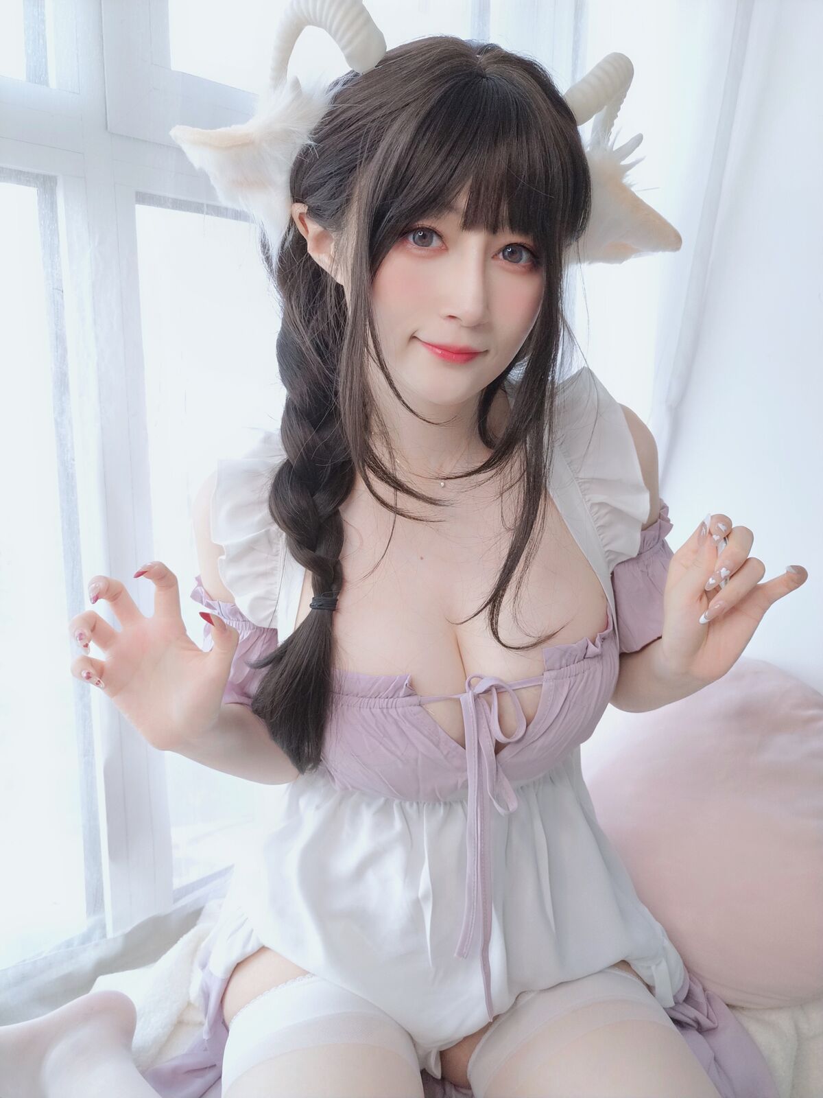 Coser@白银81 白丝兔耳女仆 Part3 0026 2432999009.jpg