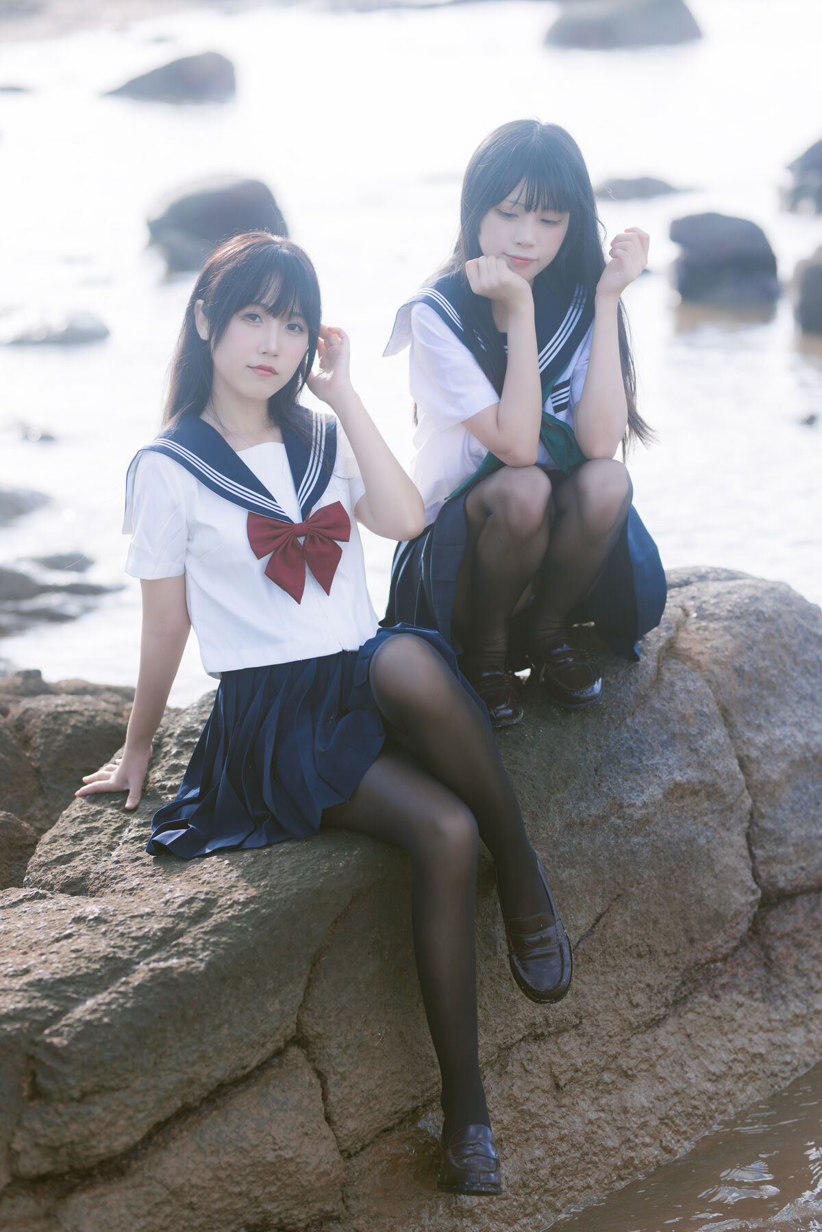 Coser@不呆猫 And 三無人型 水手服百合黑丝 0003 5979570627.jpg