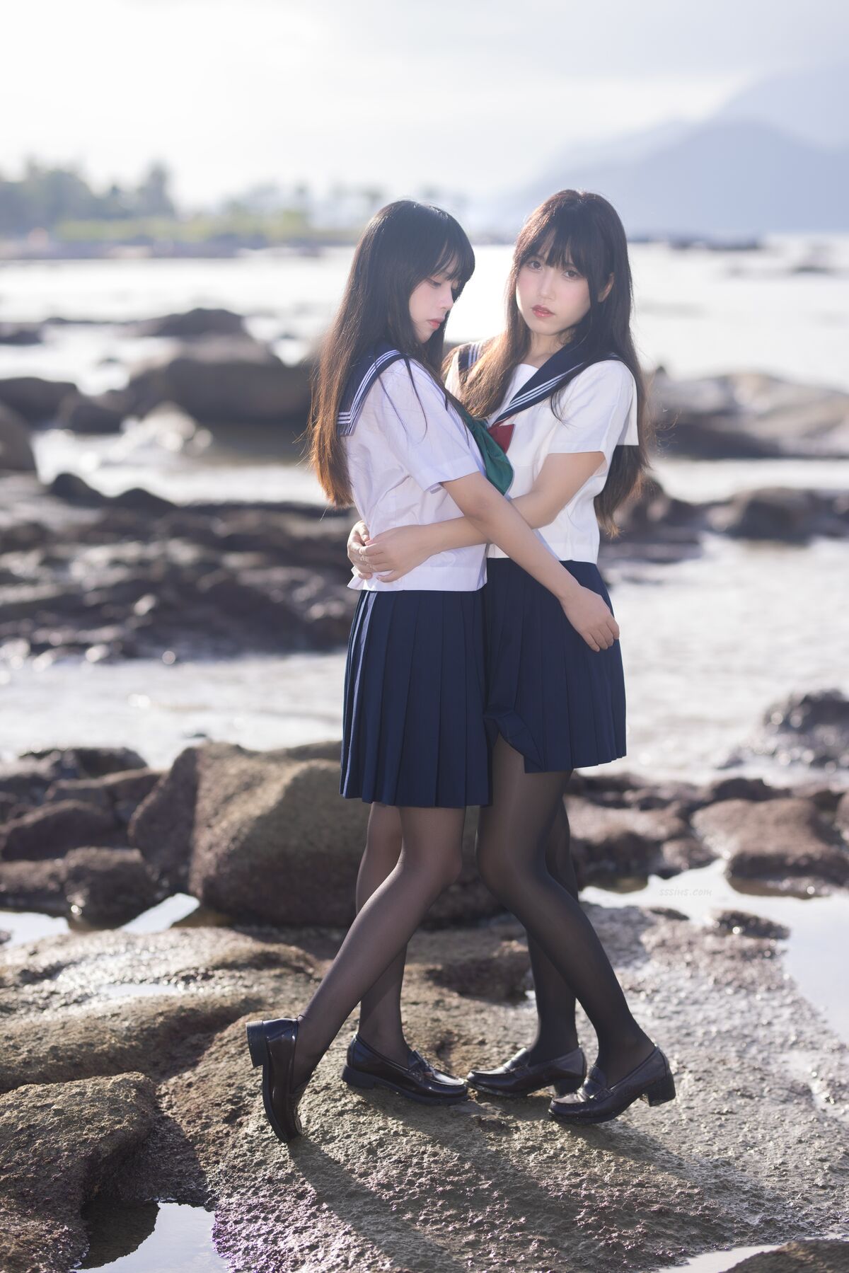 Coser@不呆猫 And 三無人型 水手服百合黑丝 0008 4462030261.jpg