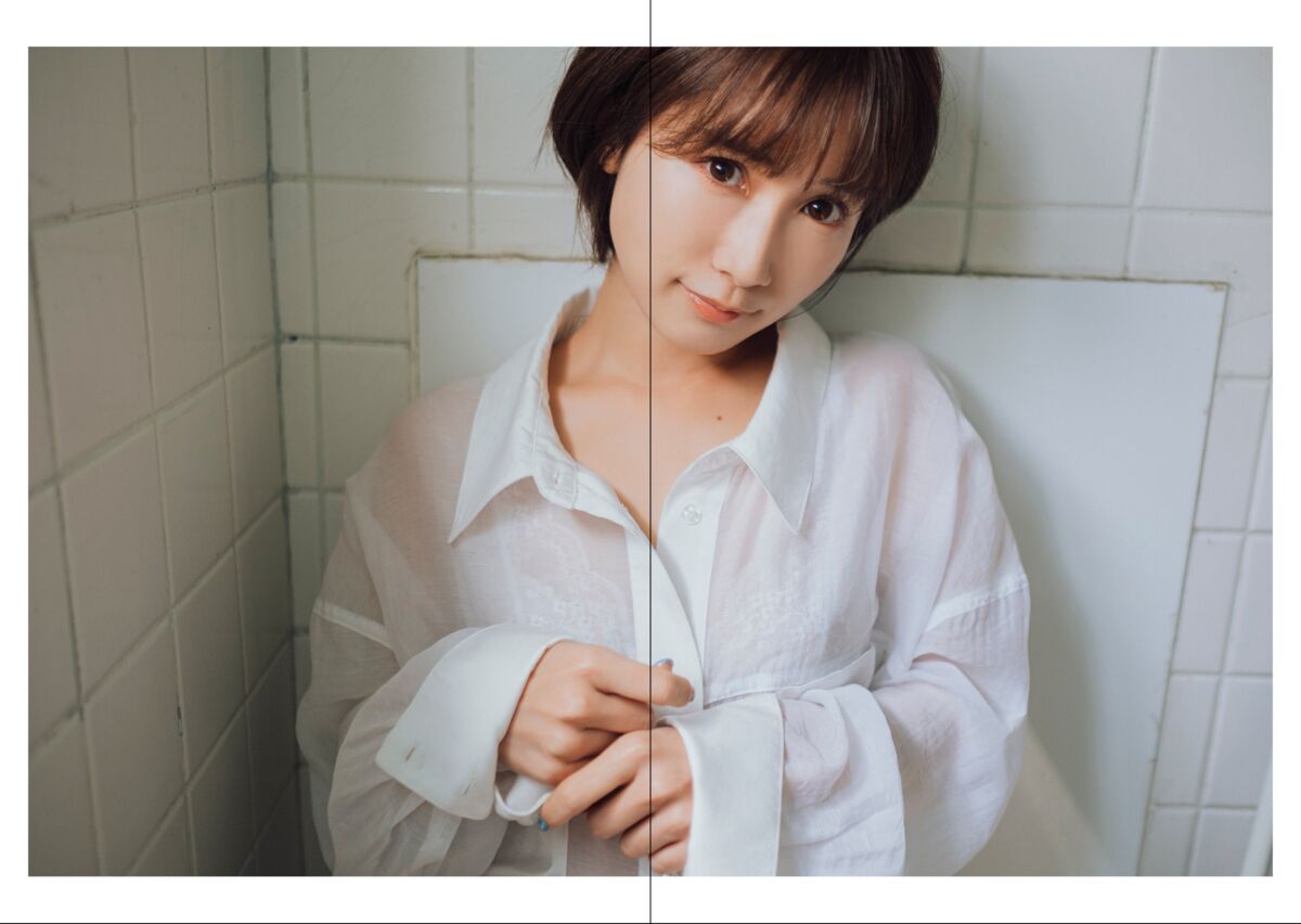 Digital Photo Book Kojima Minami 小島みなみ Tranceretinal Part1 0041 3195900257.jpg