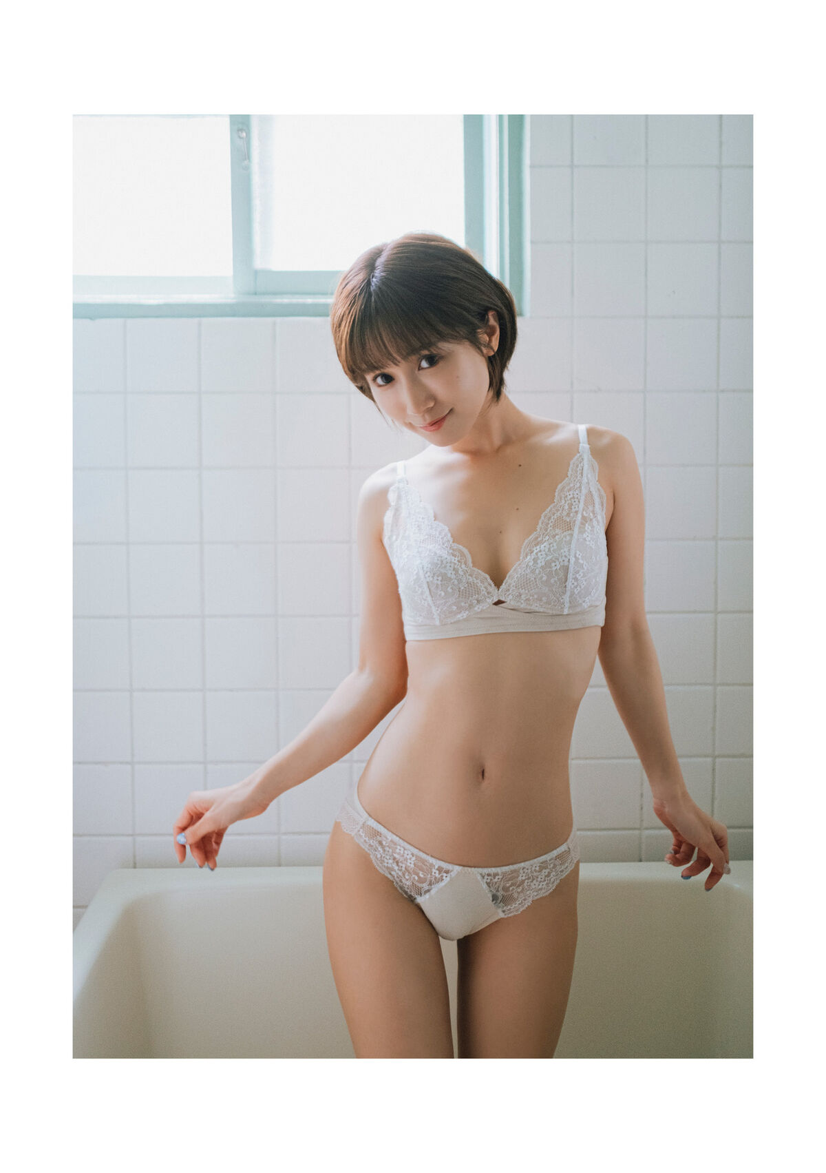 Digital Photo Book Kojima Minami 小島みなみ Tranceretinal Part1 0052 9361464417.jpg