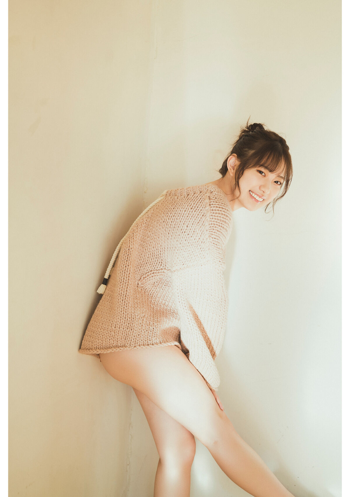 Digital Photo Book Mitani Akari 美谷朱里 Tranceretinal Part1 0064 7329319265.jpg