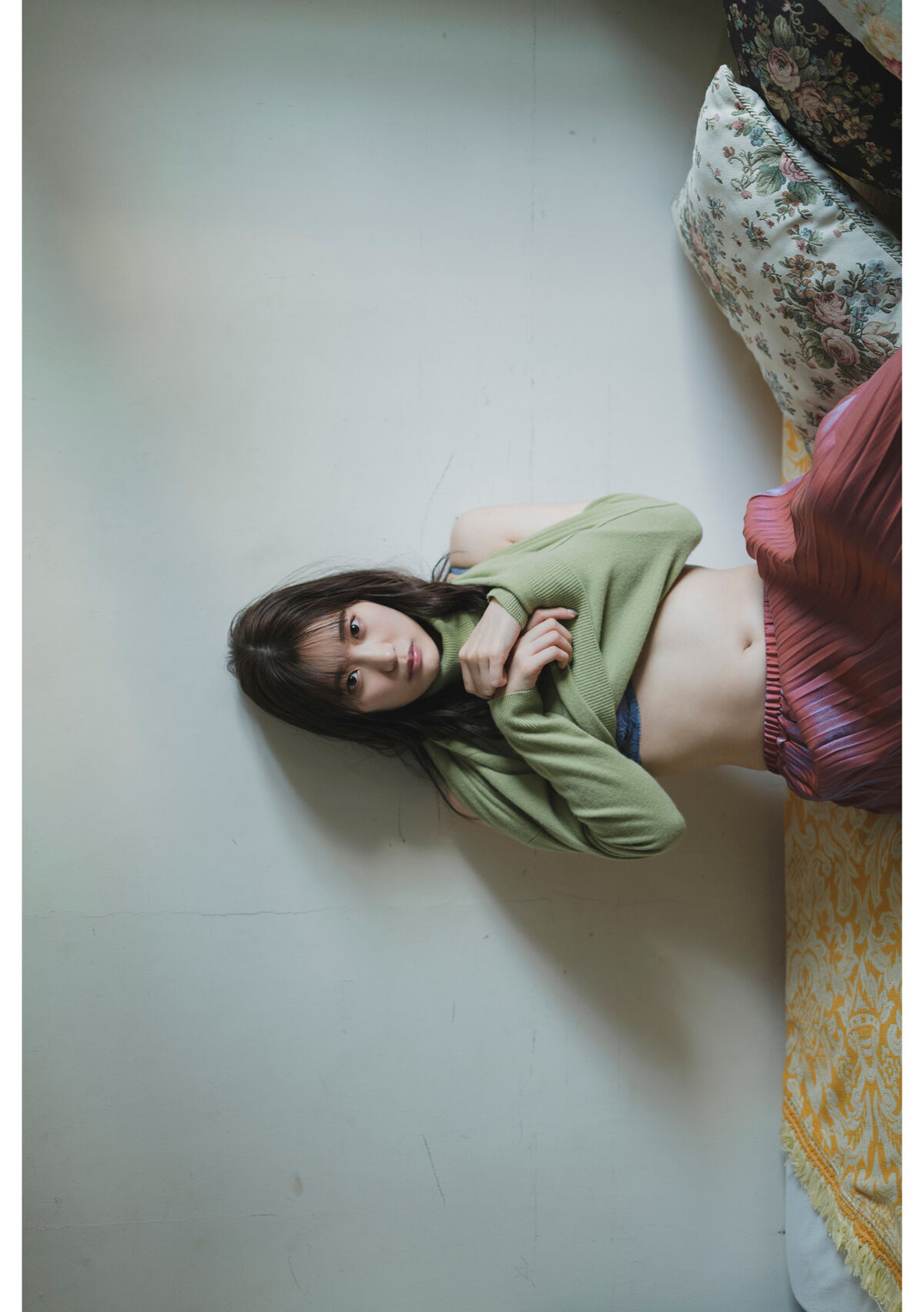 Digital Photo Book Mitani Akari 美谷朱里 Tranceretinal Part2 0046 8328447258.jpg